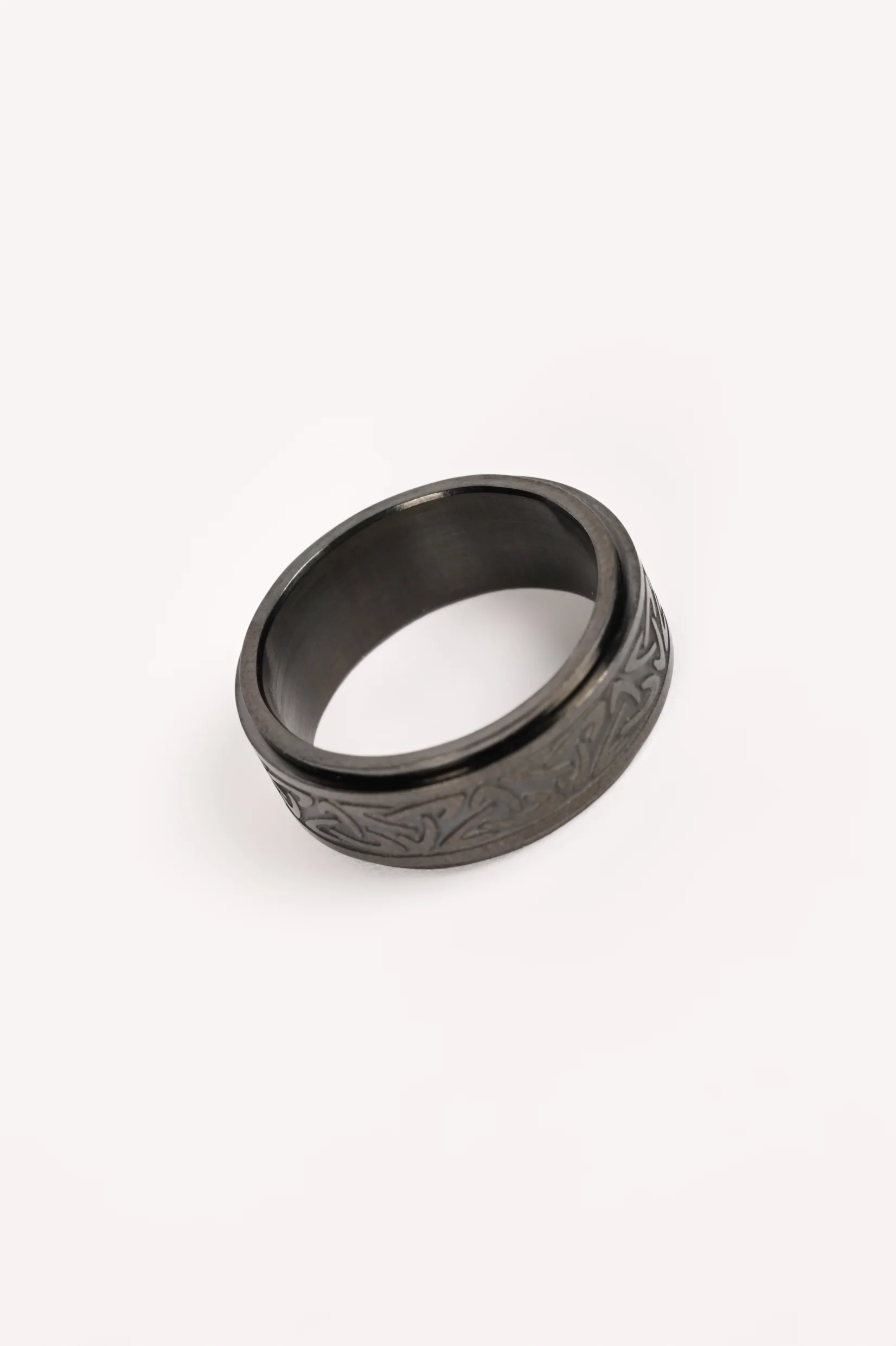 RING - Image 3
