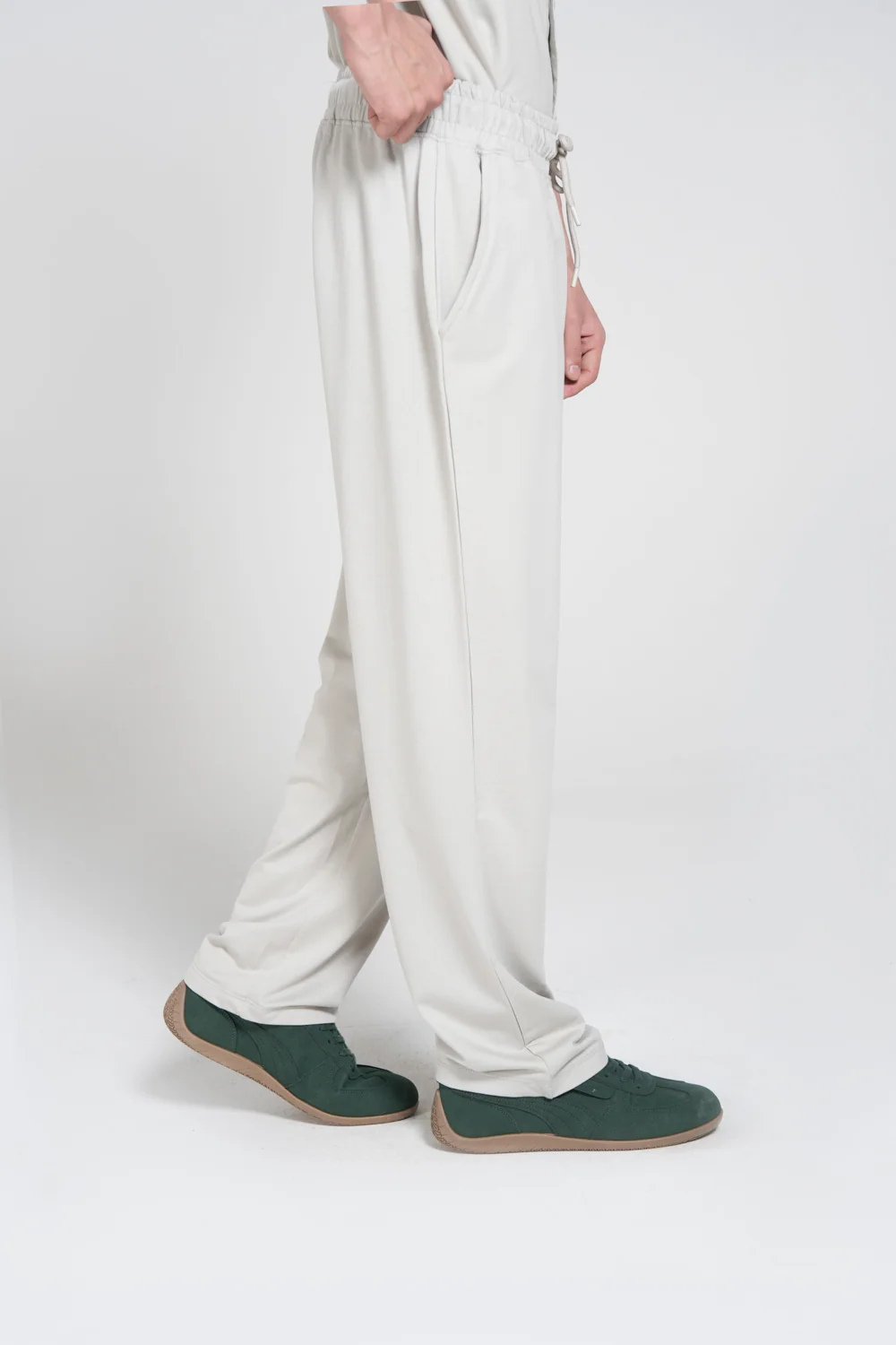 BAGGY FIT MODAL CLOUD FEEL TROUSER - Image 2