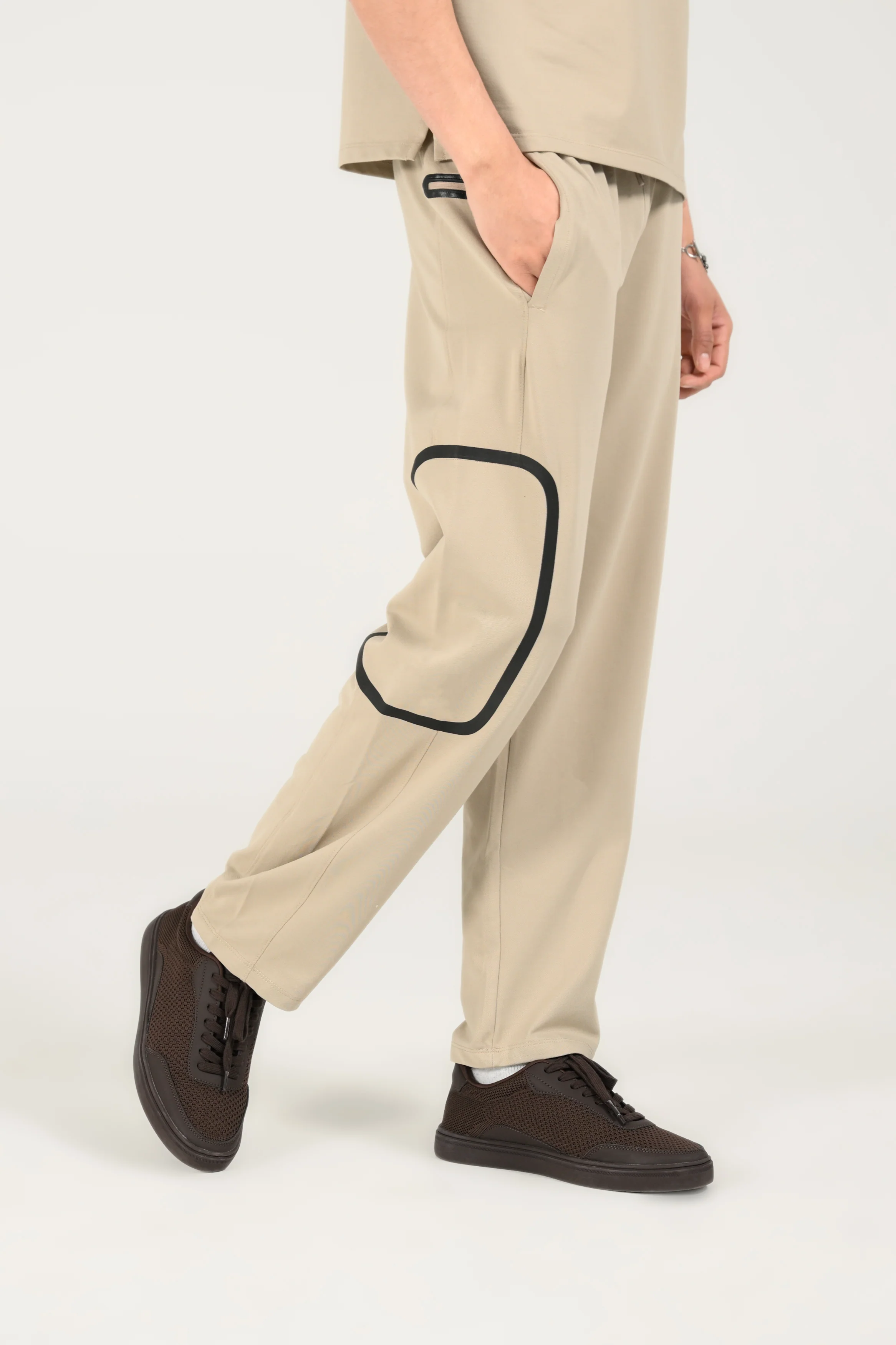 STRETCH TEXTURED KNIT TROUSER - Image 2