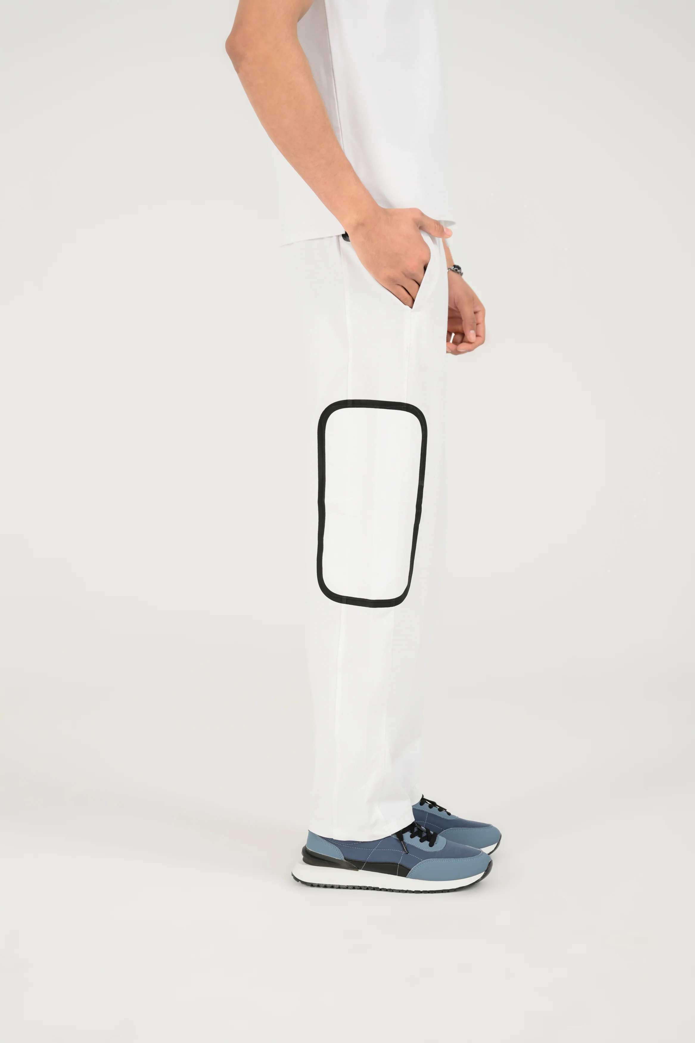 STRETCH TEXTURED KNIT TROUSER - Image 2