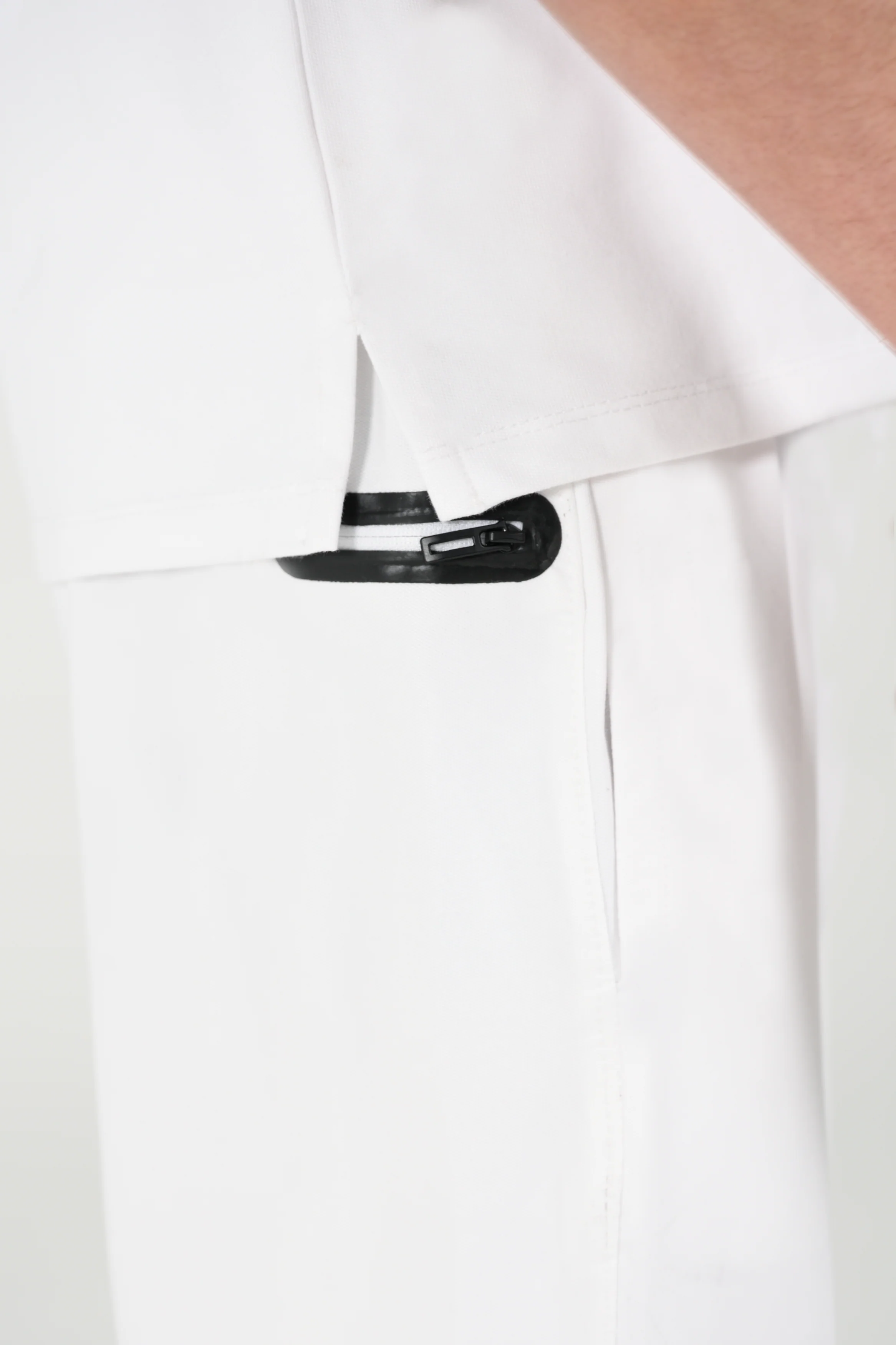 STRETCH TEXTURED KNIT TROUSER - Image 4