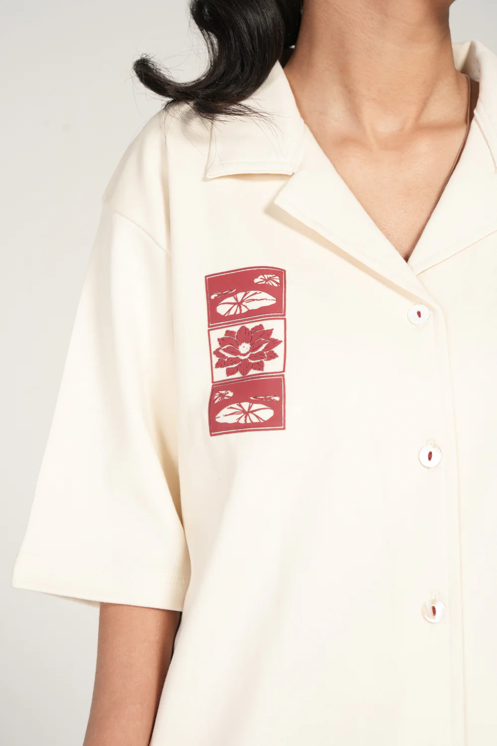 GRAPHIC BUTTON DOWN TOP - Image 4