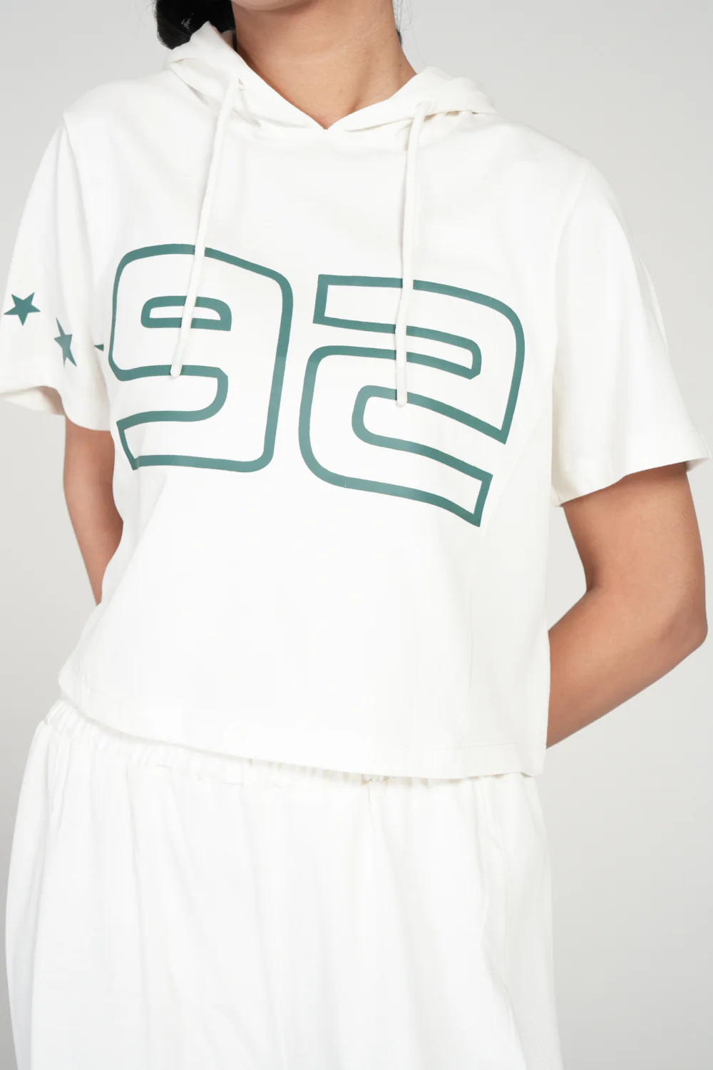 GRAPHIC BOXY TEE WITH HOOD - Image 3