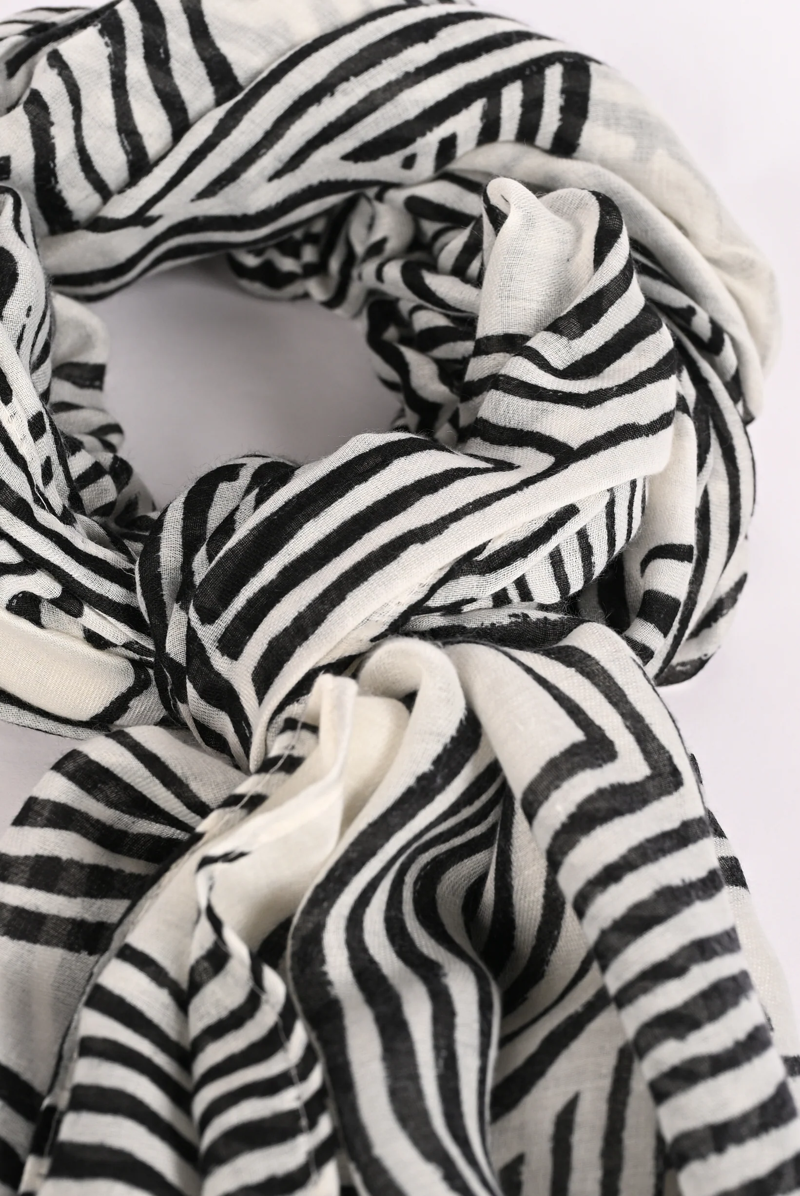 PRINTED SCARF - Image 2