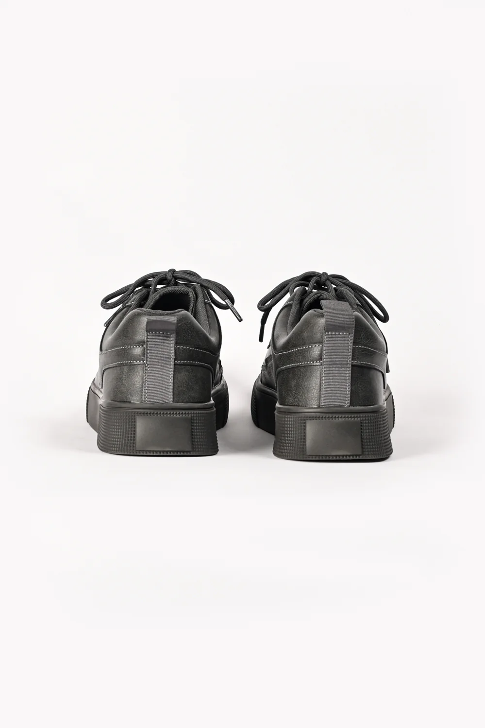 TRAINERS - Image 3