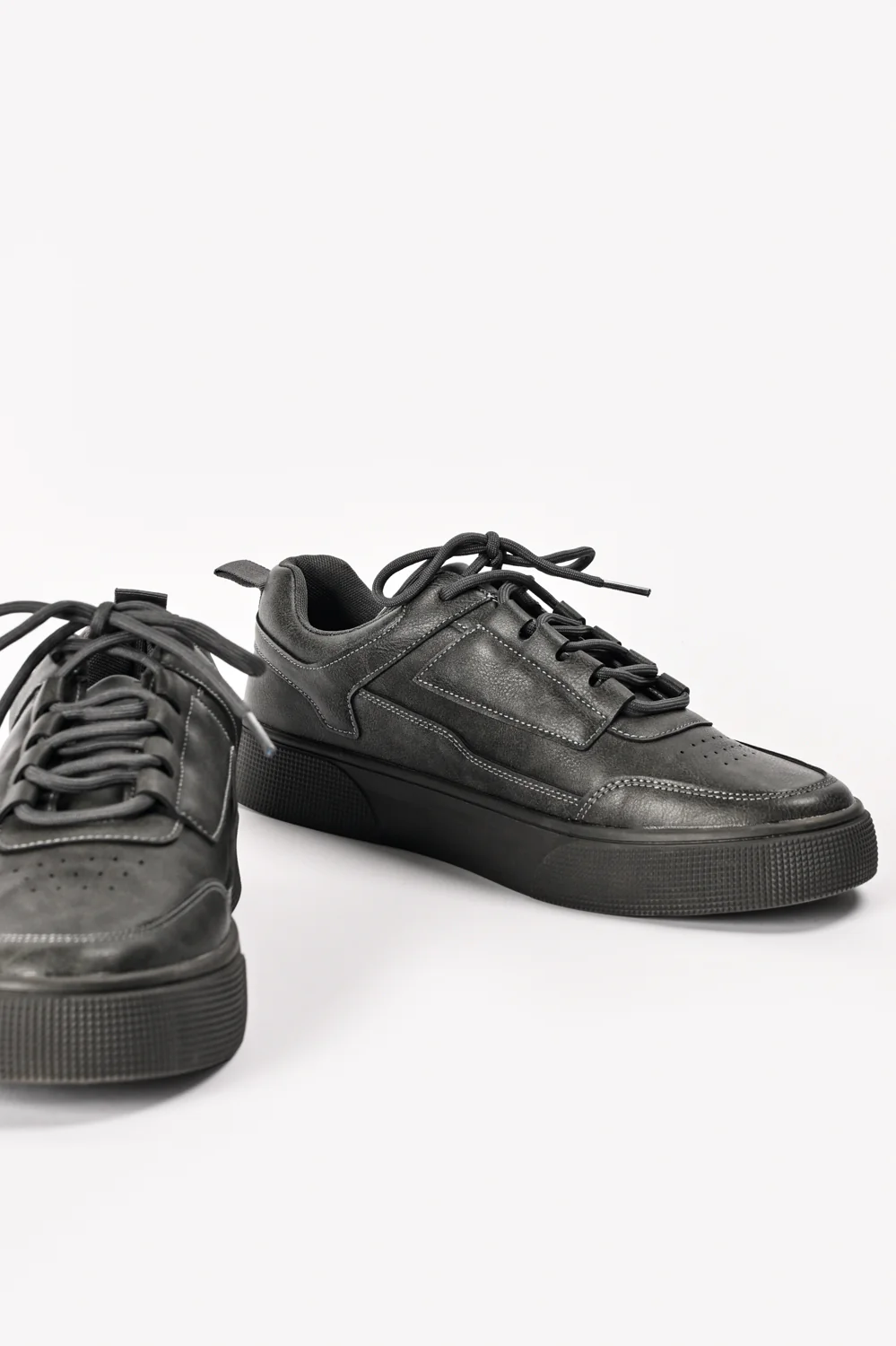 TRAINERS - Image 4