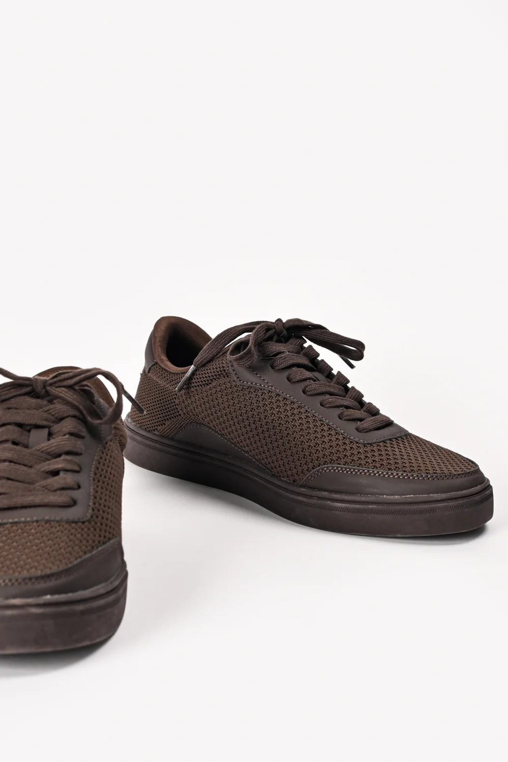 SNEAKERS - Image 4