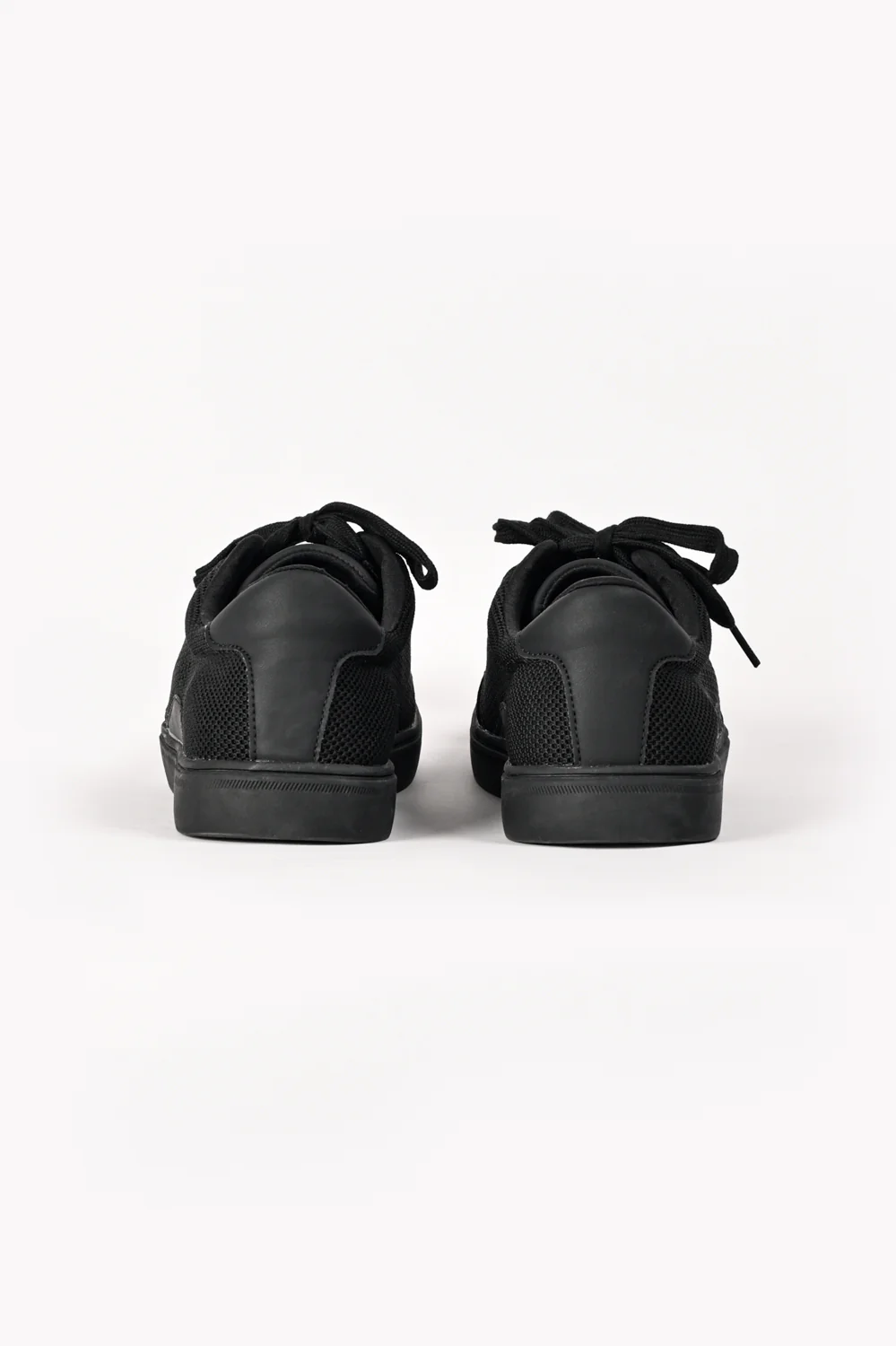SNEAKERS - Image 3