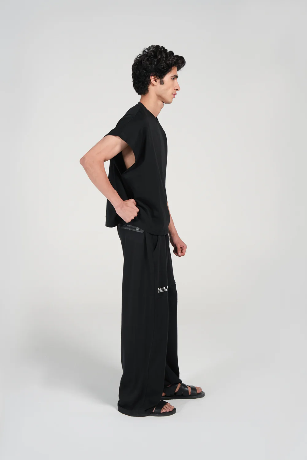 BOXY FIT GRAPHIC TEE - Image 2
