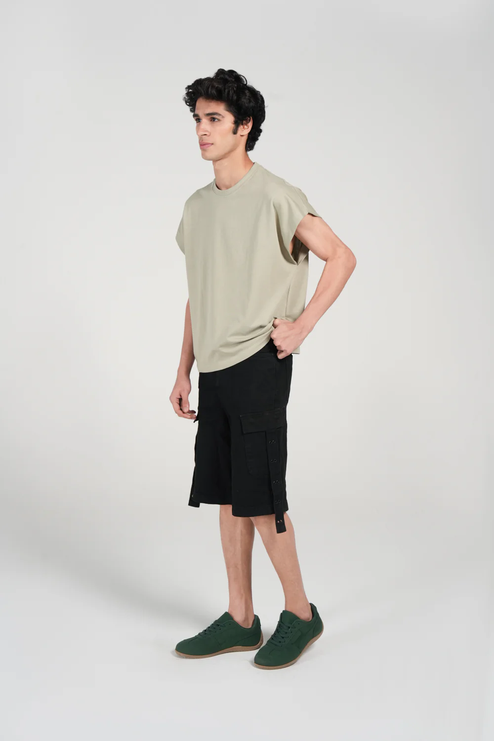 BOXY FIT GRAPHIC TEE - Image 2