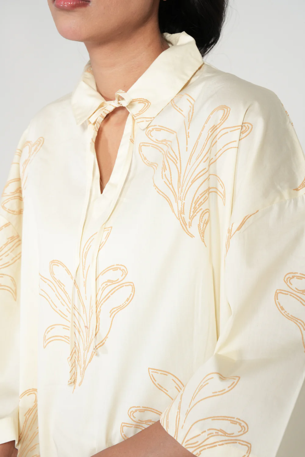 EMBOSSED PRINTED TOP - Image 4