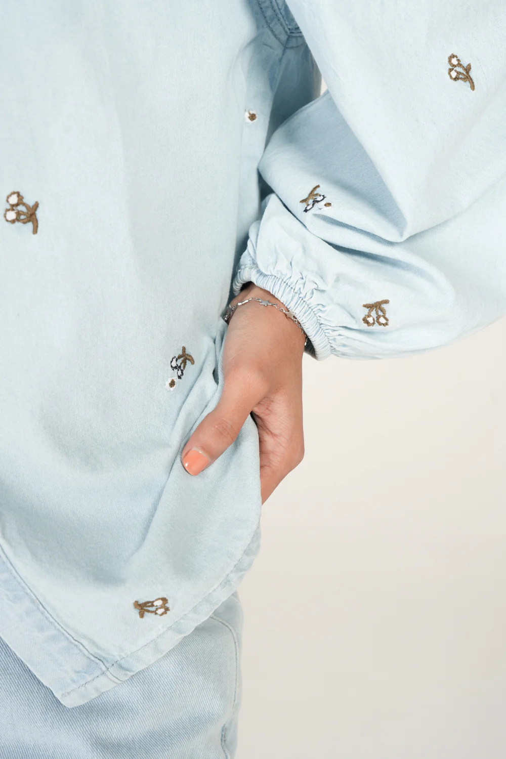 EMBROIDERED DENIM TOP - Image 3
