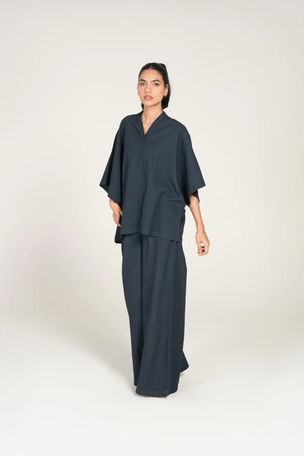 V-NECK BUTTON DOWN SHIRT - Image 2