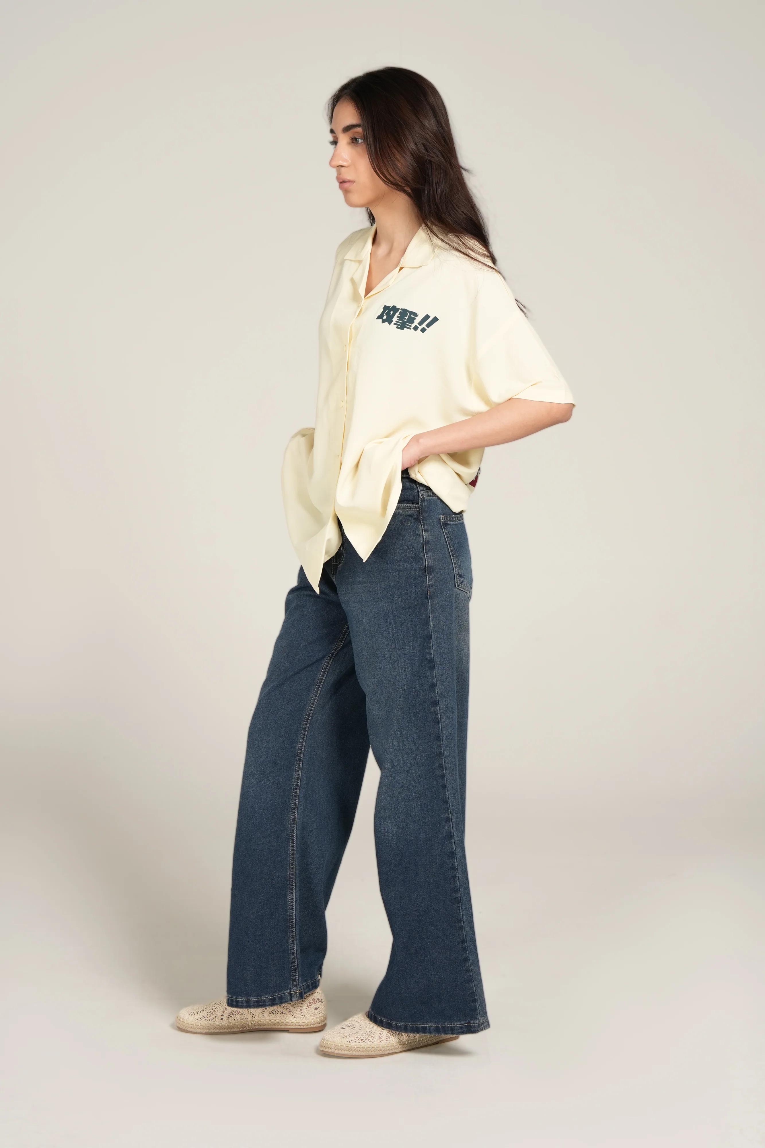 OVERSIZED PRINTED BUTTON DOWN TOP - Image 3