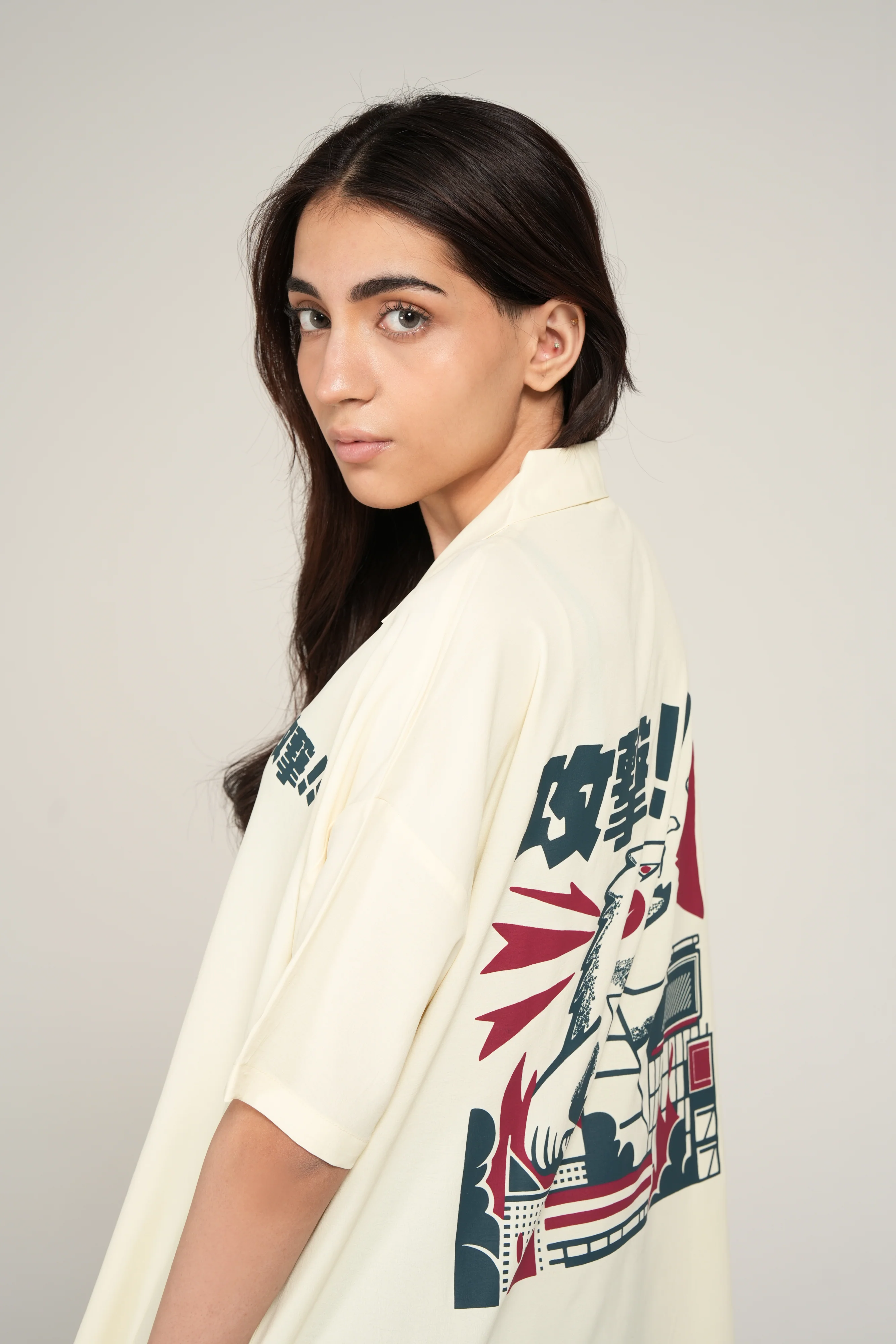 OVERSIZED PRINTED BUTTON DOWN TOP - Image 4