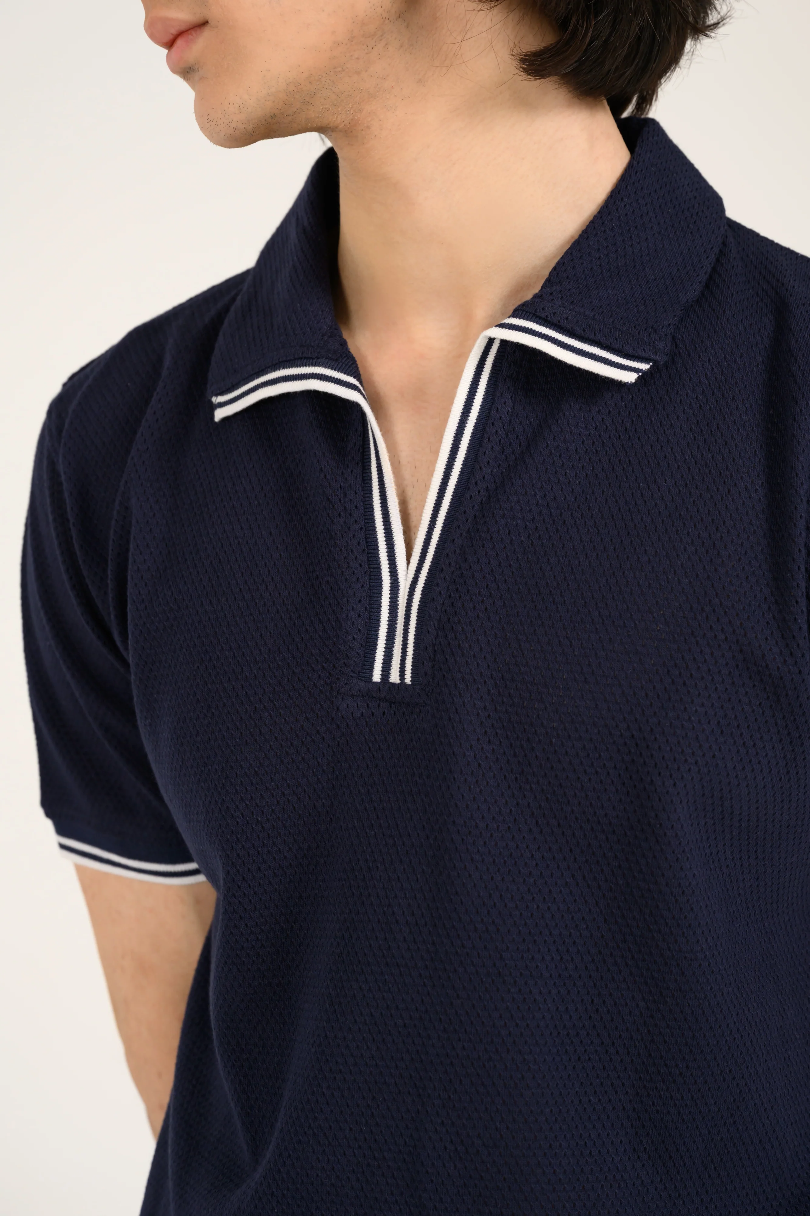 MESH POLO WITH TIPPING RIB PLACKET - Image 3