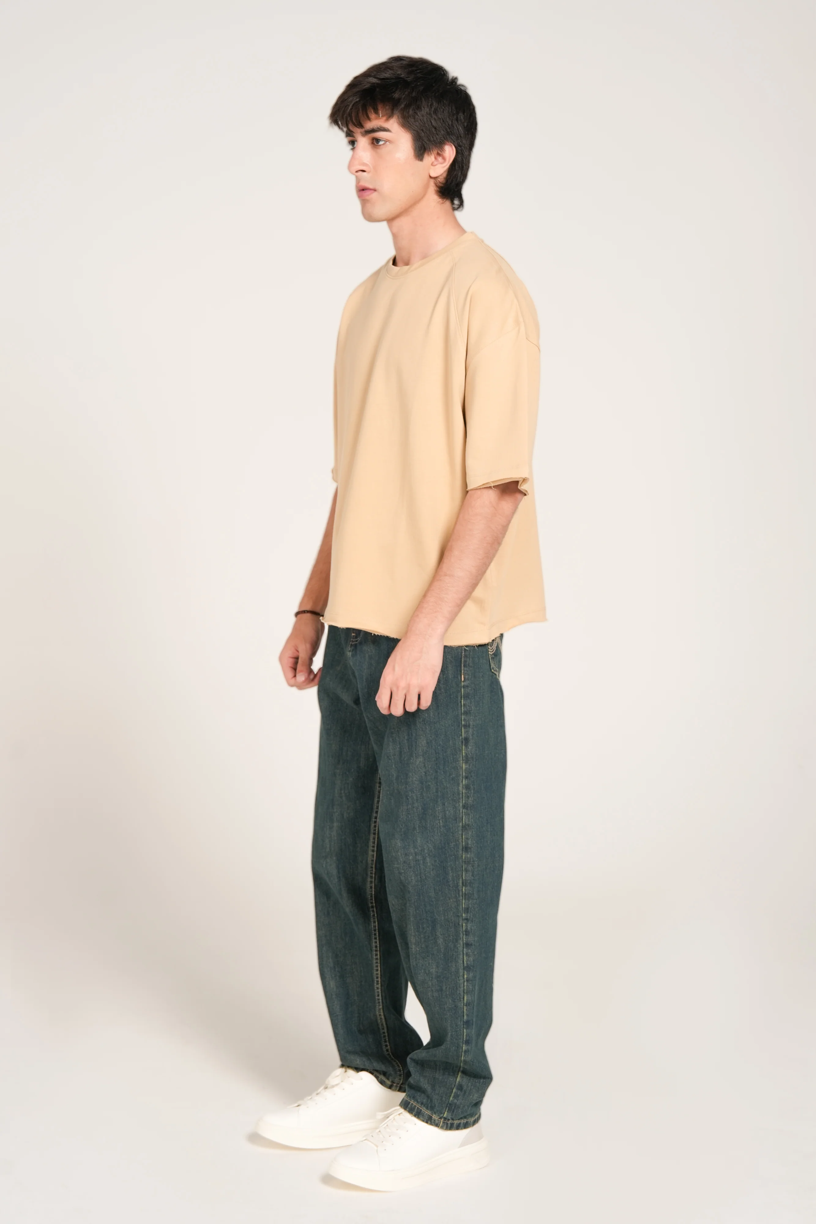 BOXY FIT GRAPHIC TEE - Image 3