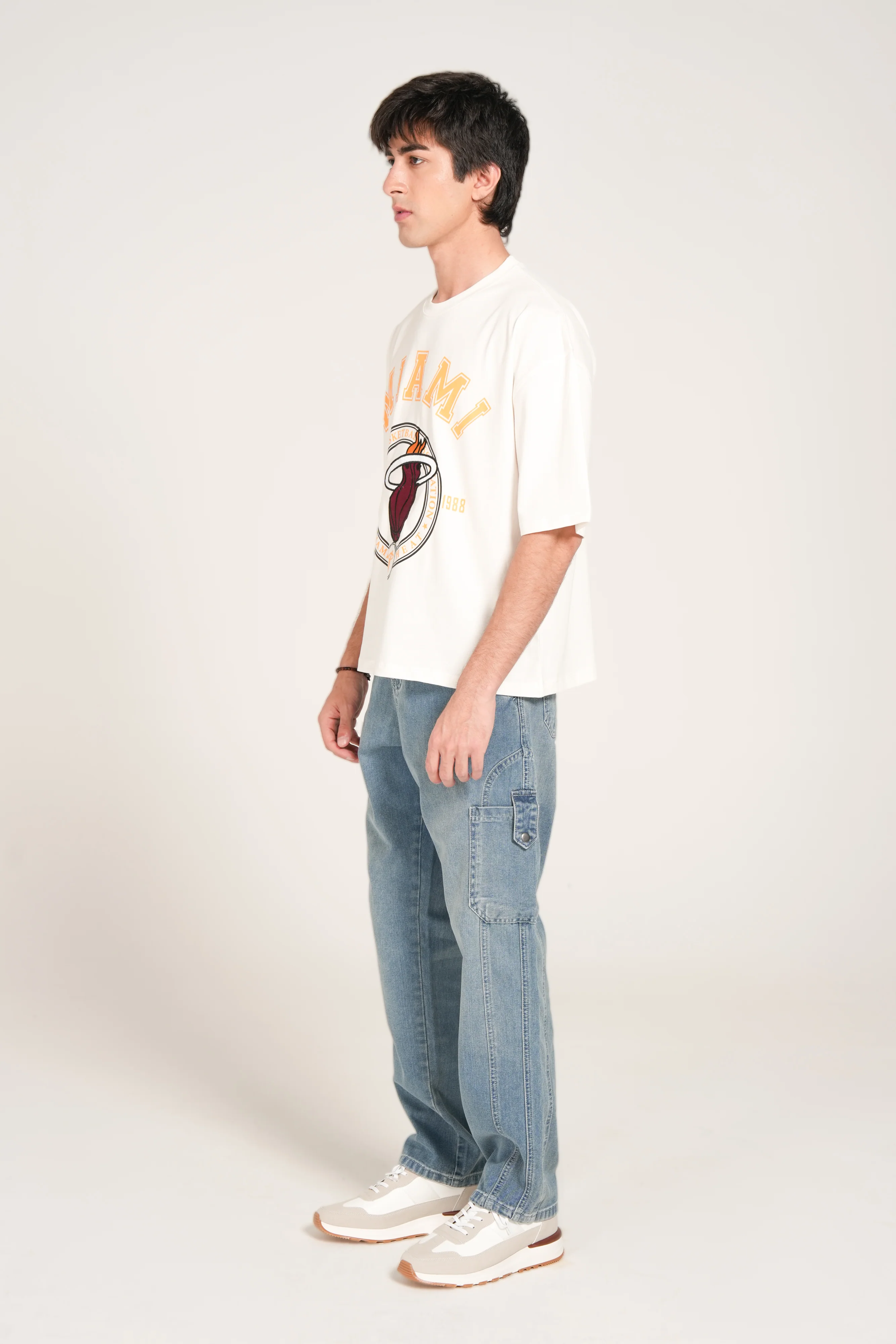 BOXY FIT GRAPHIC TEE - Image 2