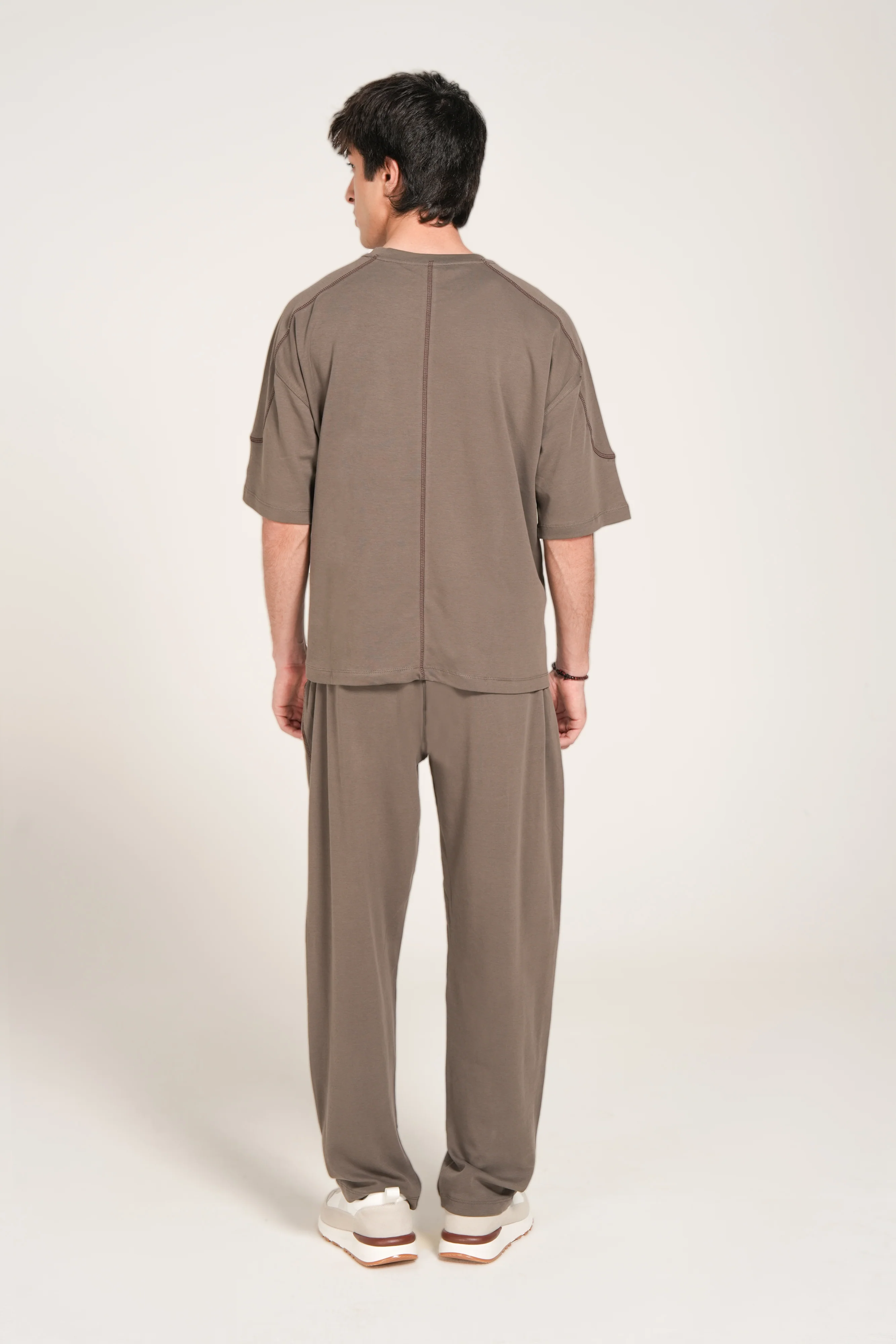 BOXY FIT CONTRAST FLATLOCK TEE - Image 3