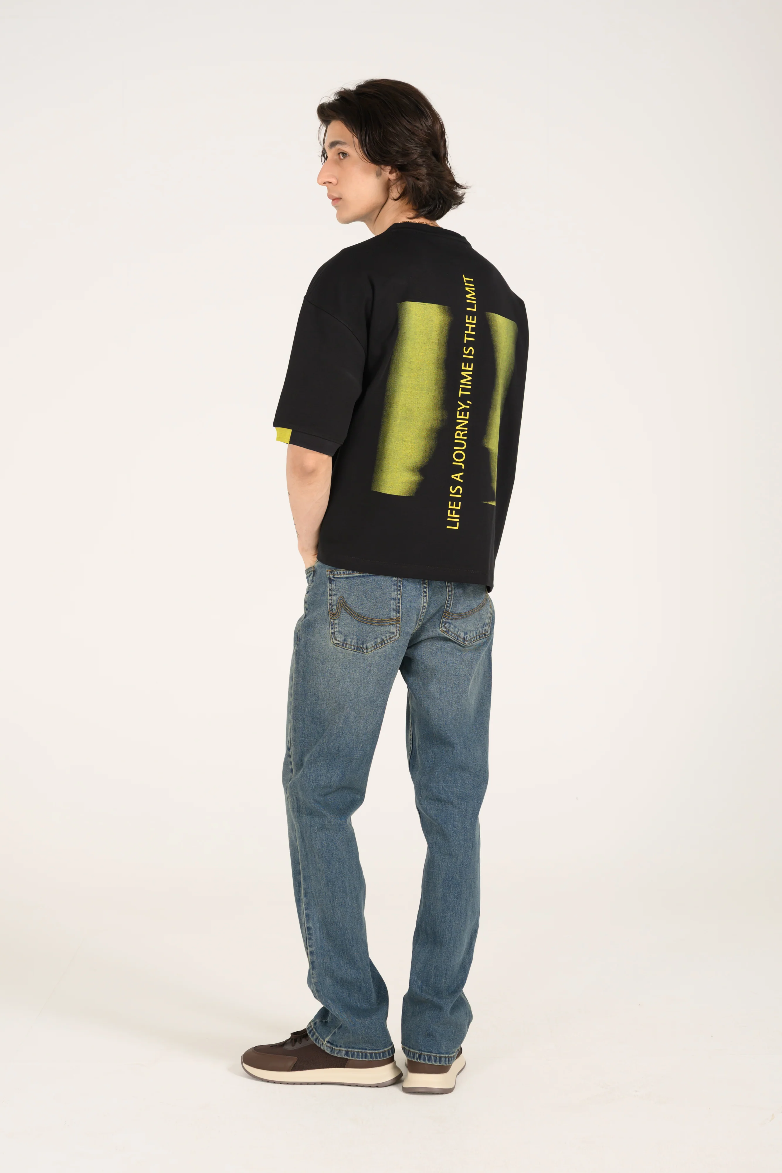 BOXY FIT GRAPHIC TEE - Image 2