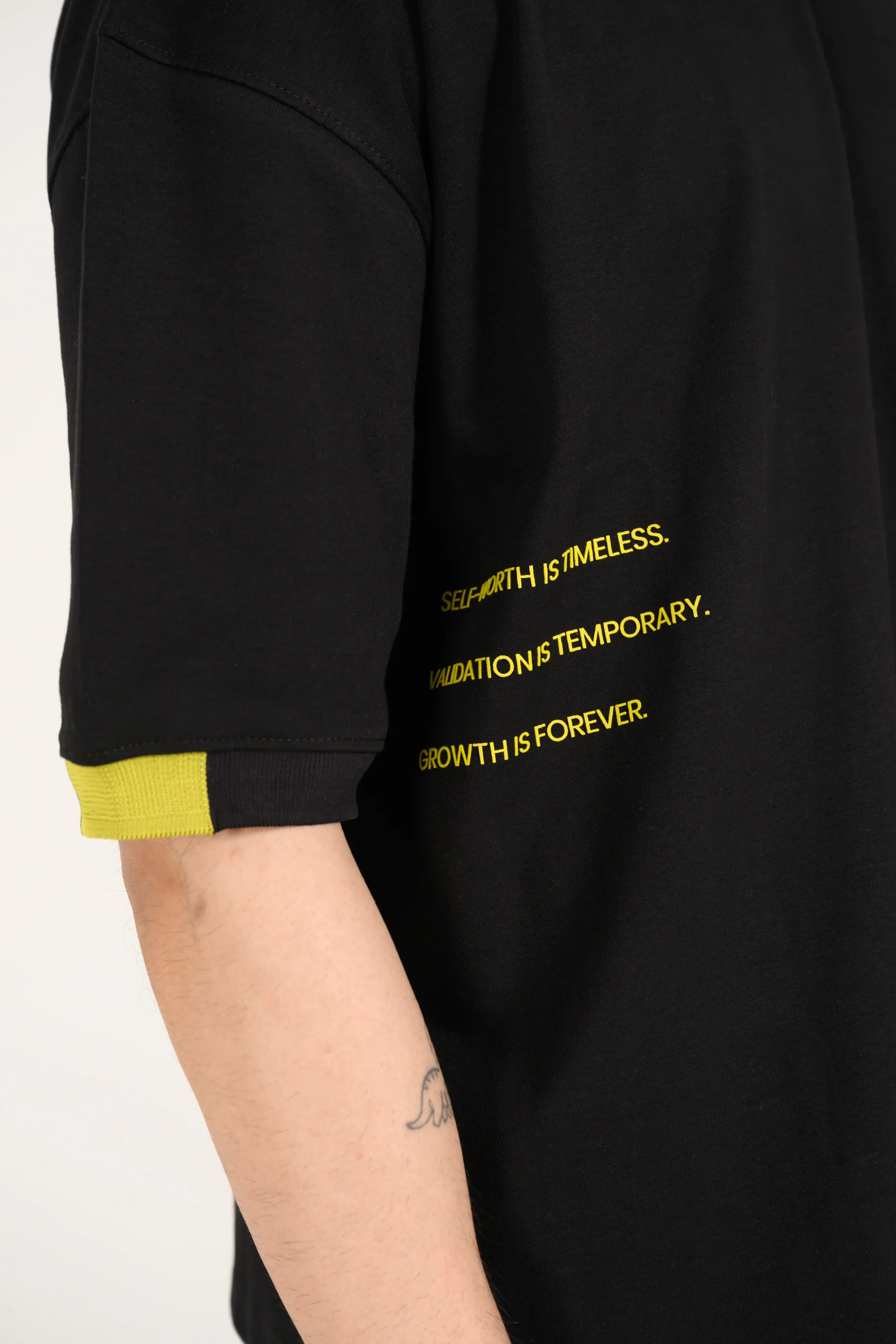BOXY FIT GRAPHIC TEE - Image 4