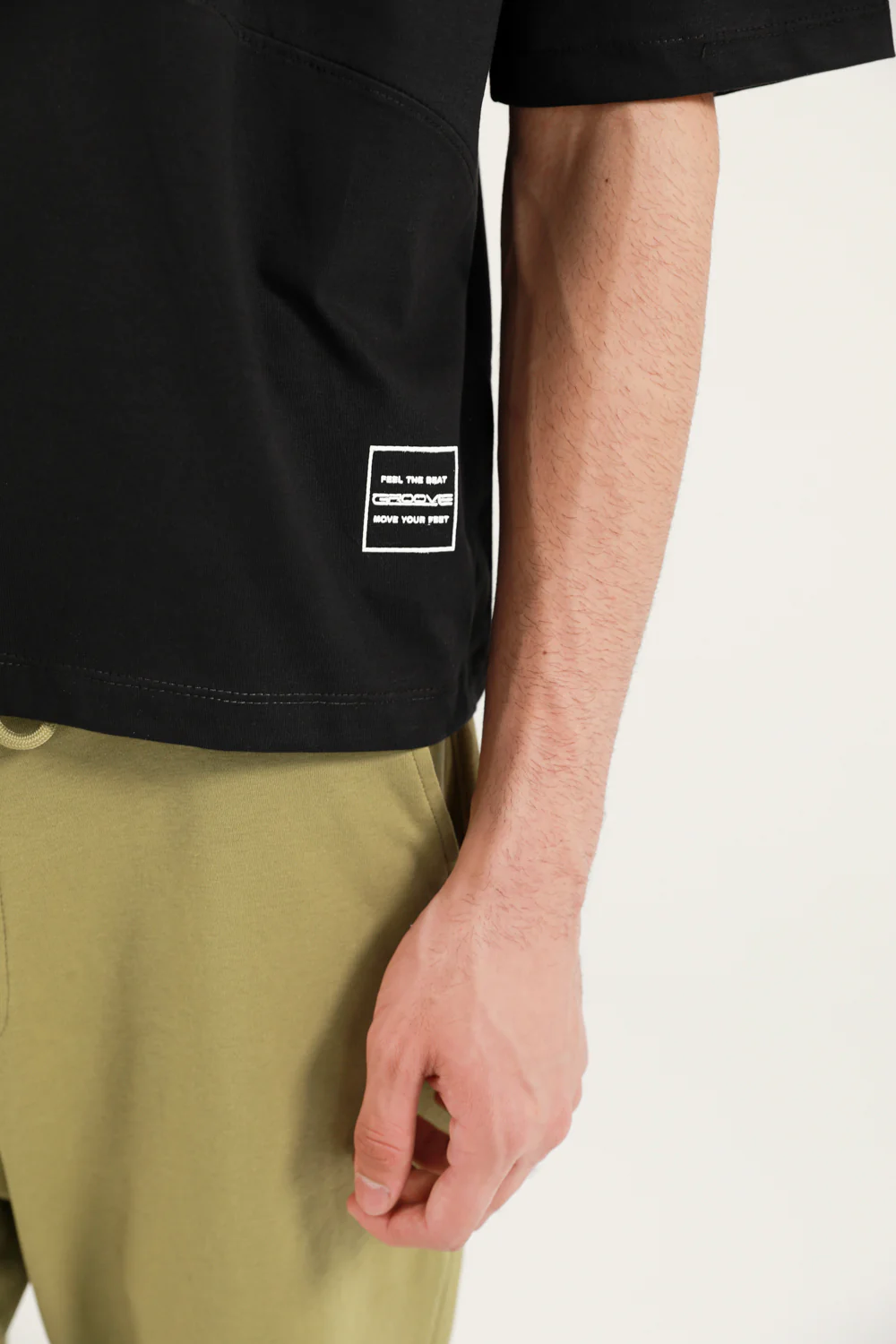 BOXY FIT GRAPHIC TEE - Image 7