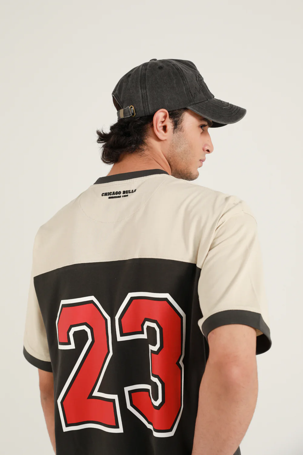 RELAXED FIT CONTRAST PANEL TEE - Image 4