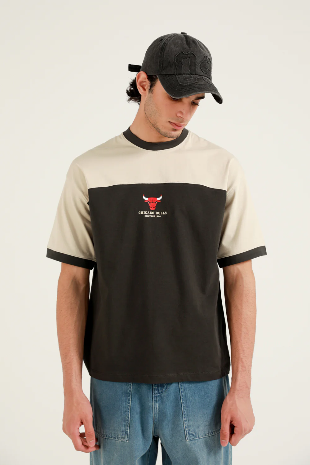 RELAXED FIT CONTRAST PANEL TEE - Image 5