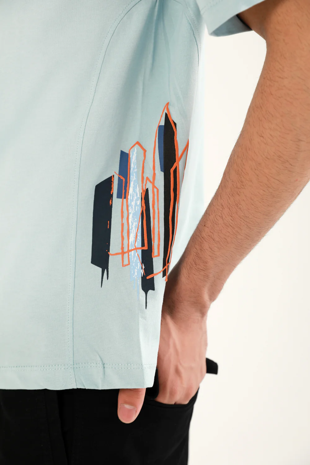 RELAXED FIT GRAPHIC TEE - Image 3