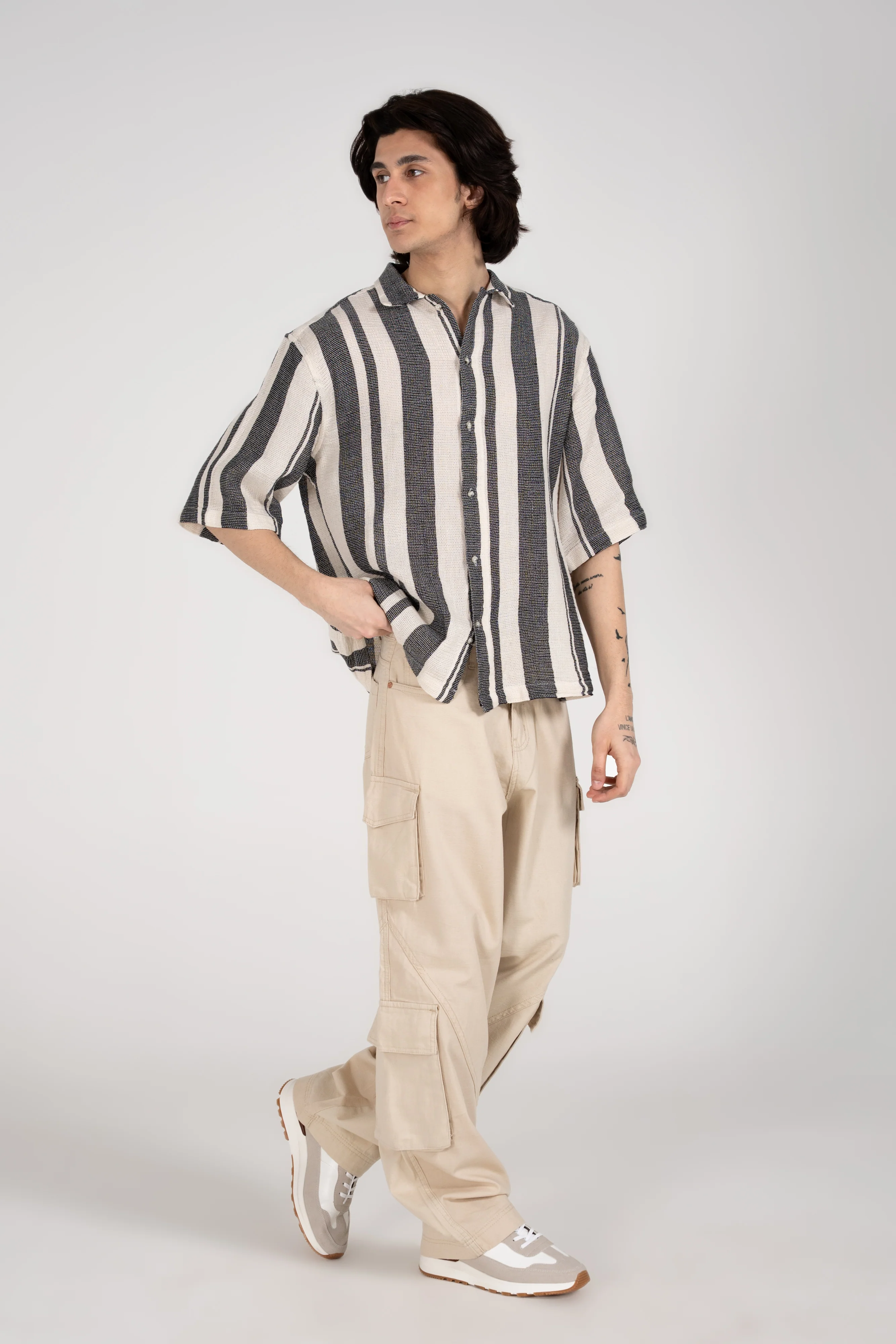 BAGGY FIT TEXTURED STRIPED SHIRT