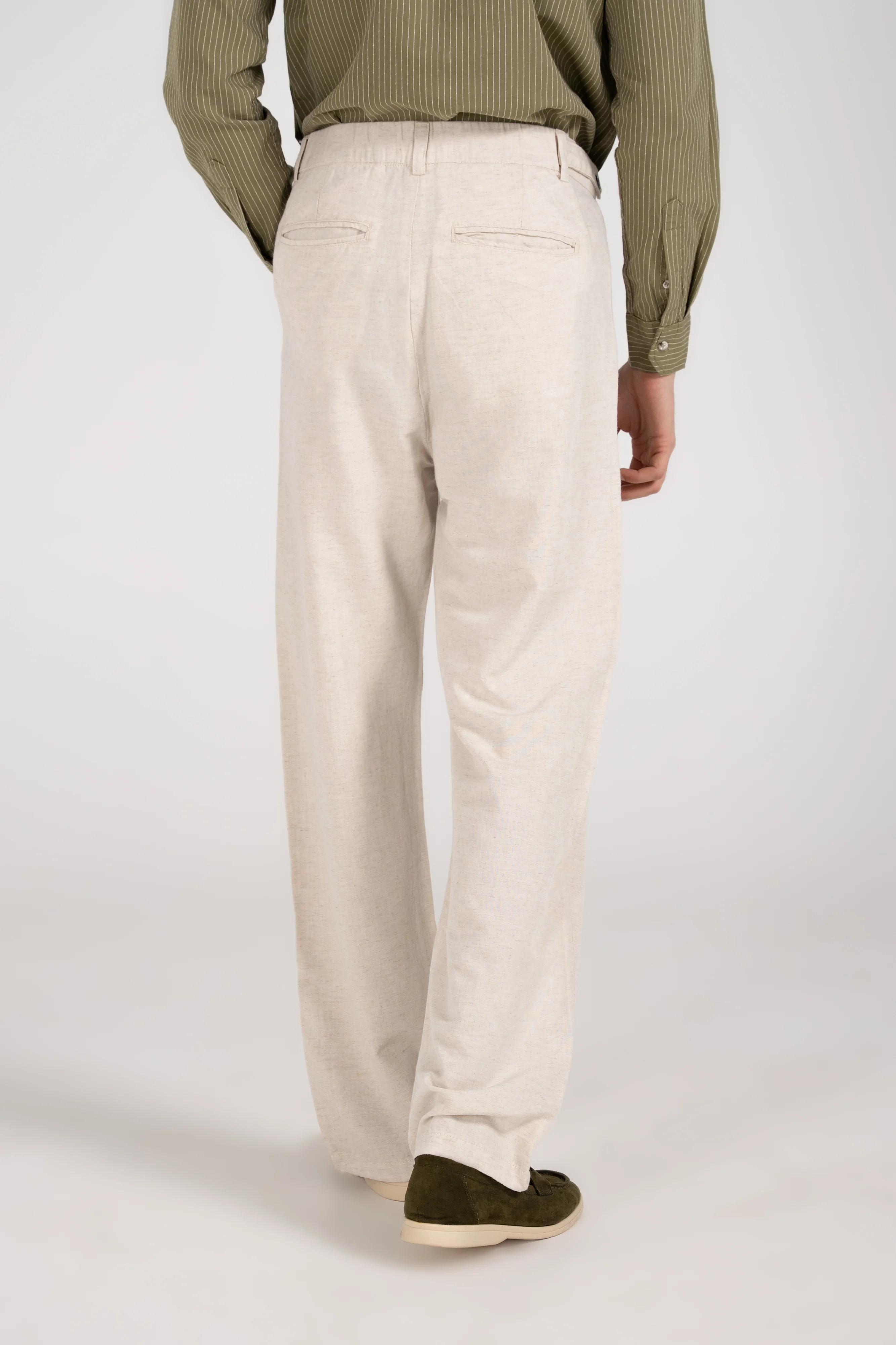 LINEN TROUSER WITH ADJUSTABLE WAIST - Image 3