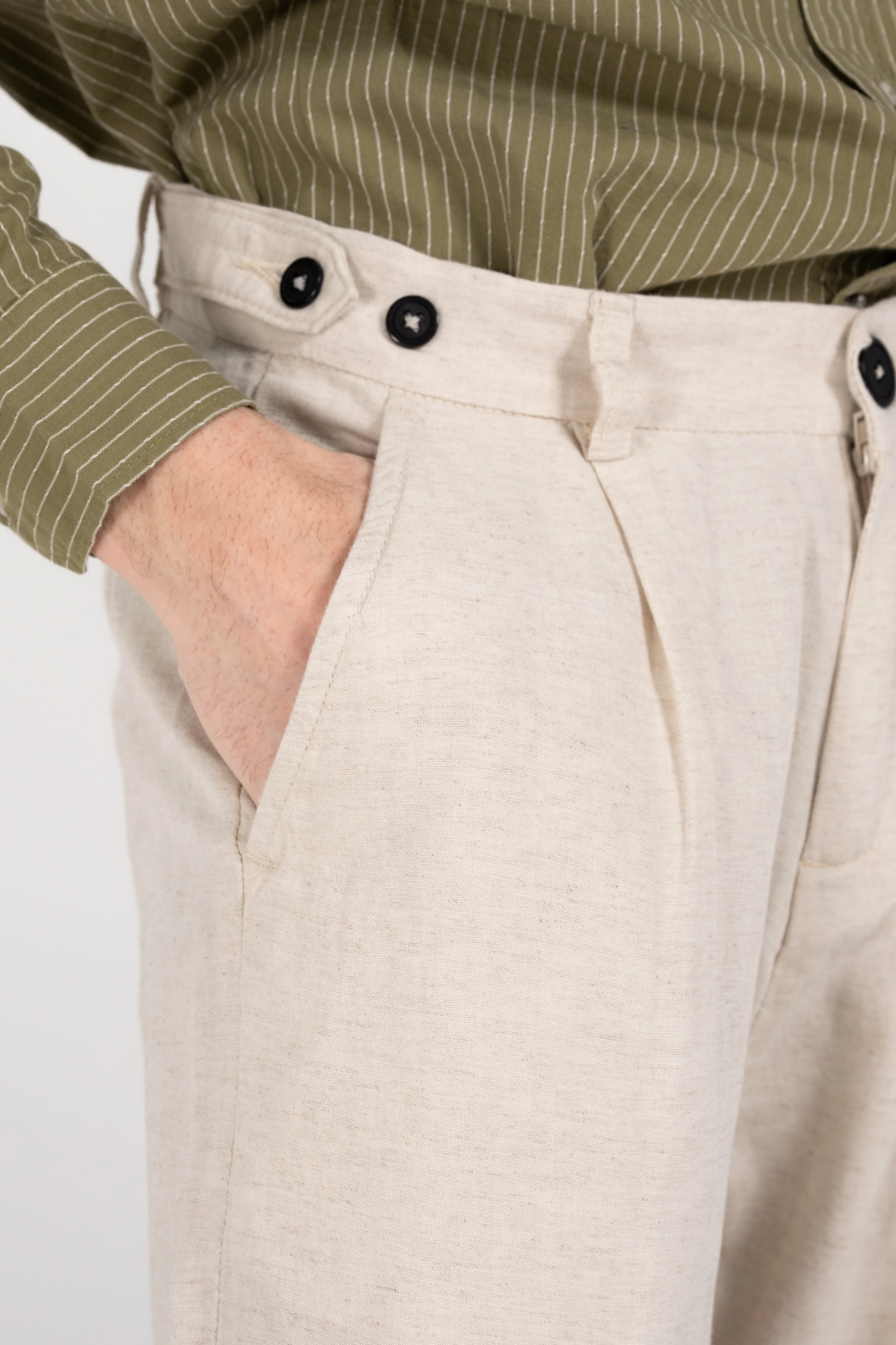 LINEN TROUSER WITH ADJUSTABLE WAIST - Image 4