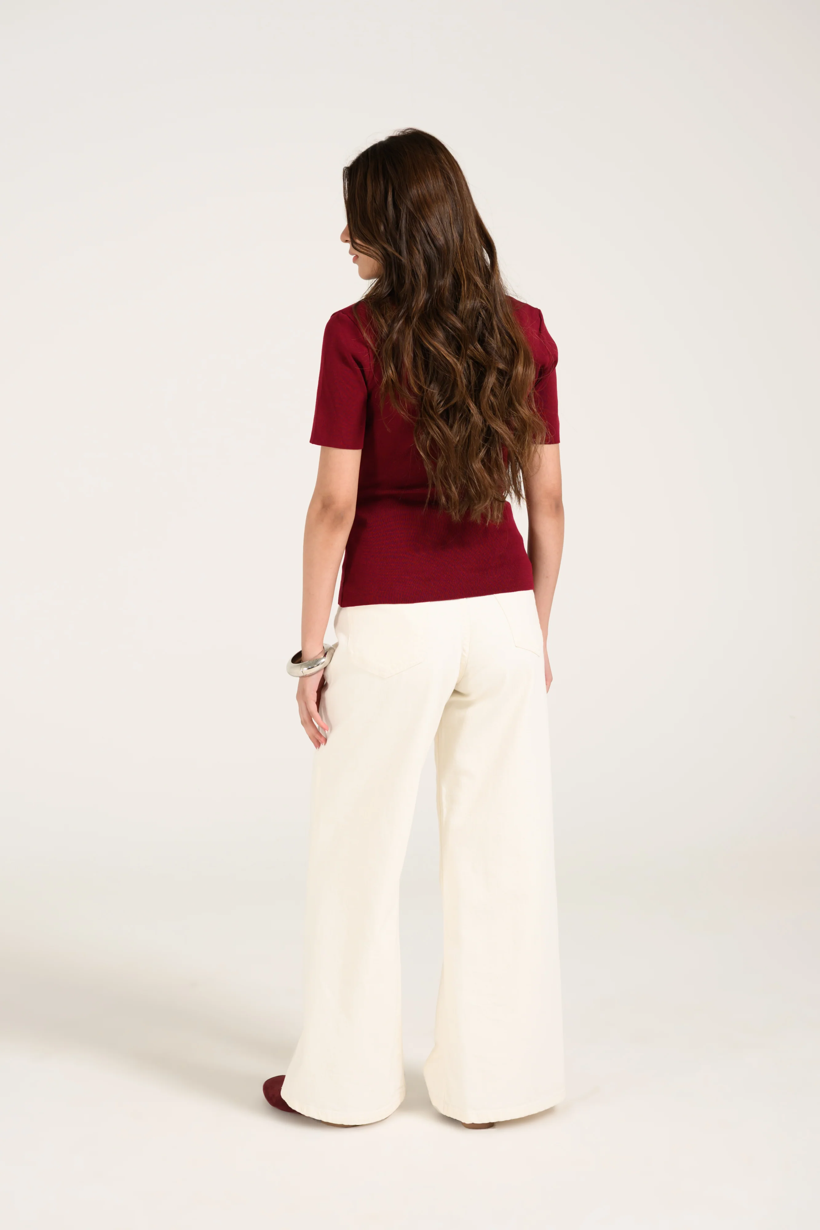 KNITTED TOP WITH BROOCH - Image 6