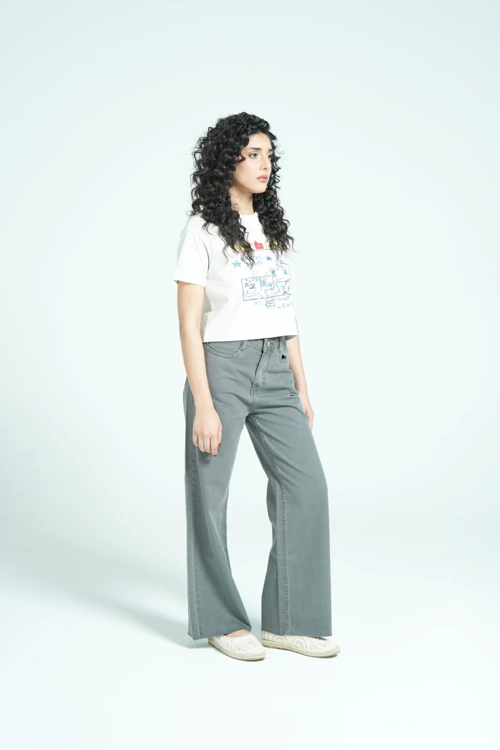 GRAPHIC CROPPED TEE - Image 2
