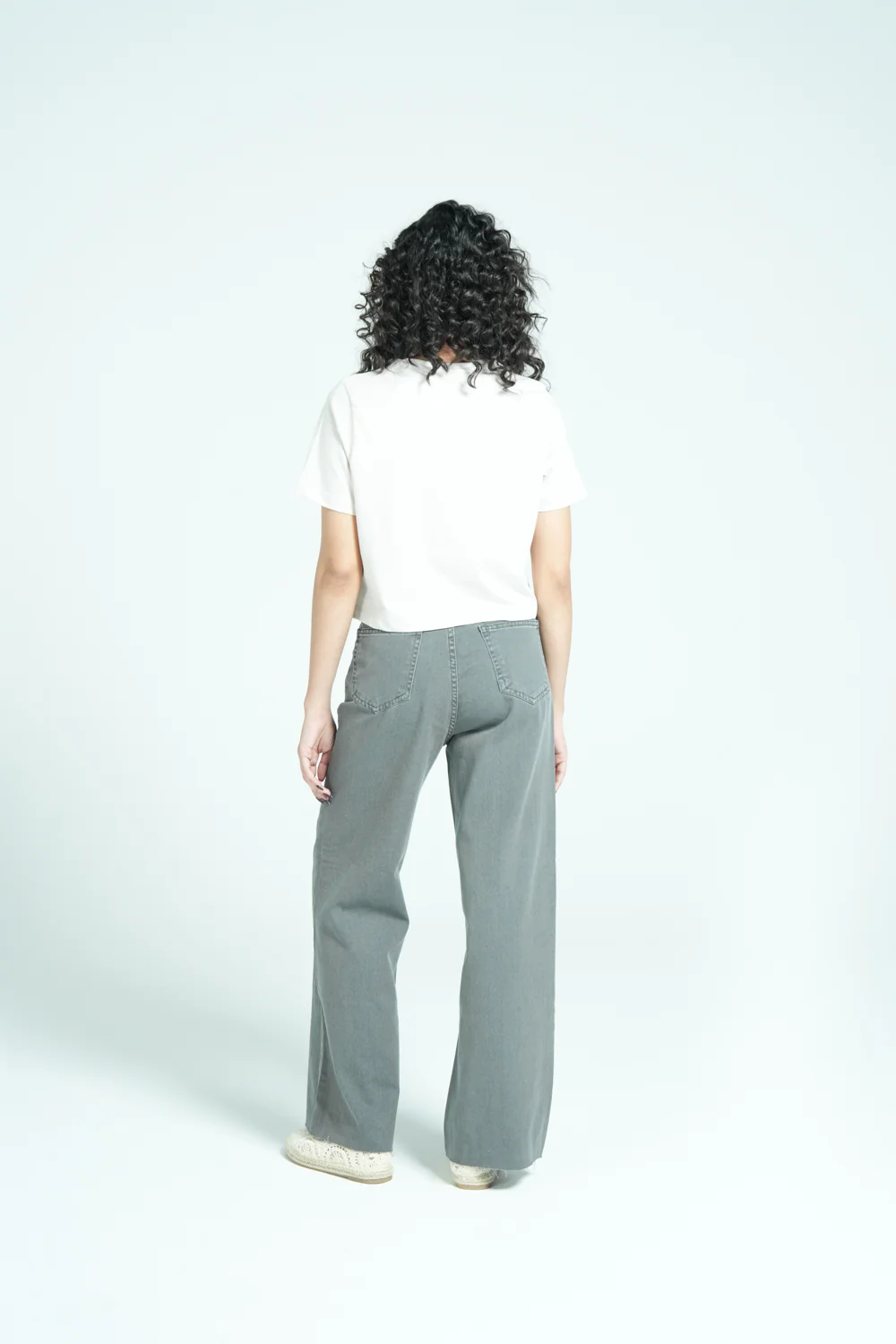 GRAPHIC CROPPED TEE - Image 3