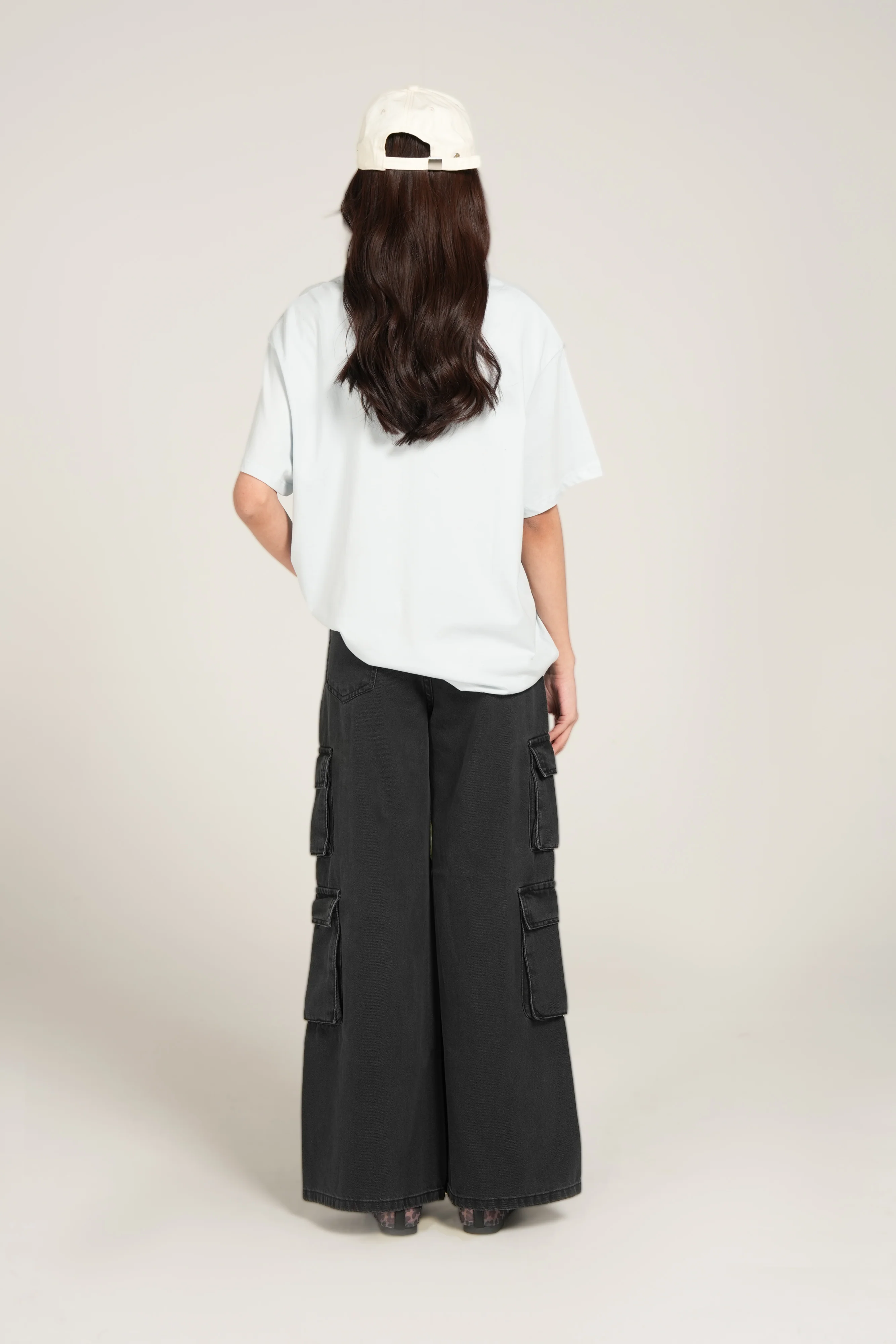 GRAPHIC OVERSIZED TEE - Image 3