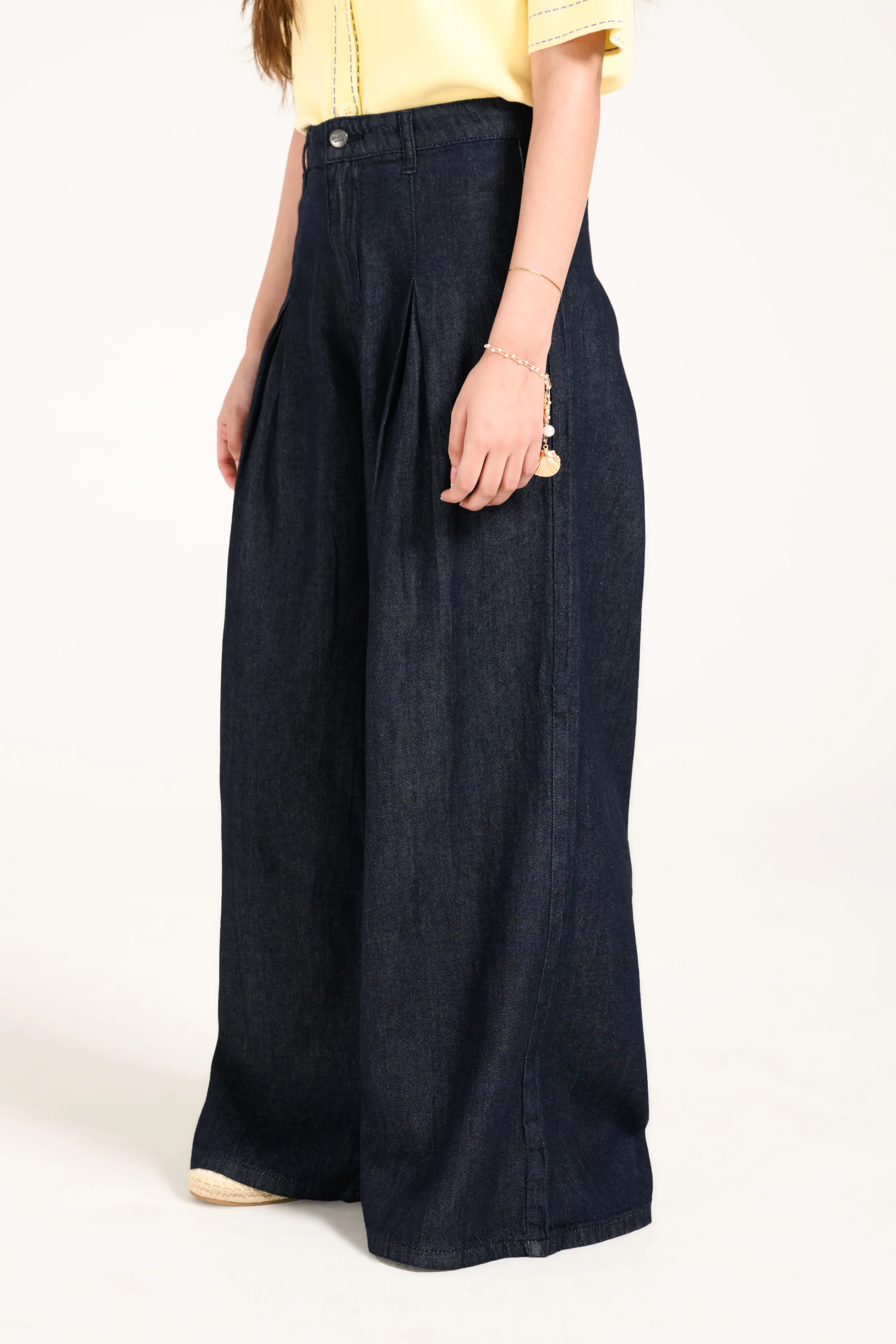 MEGA WIDE DENIM WITH FRONT PLEAT - Image 2