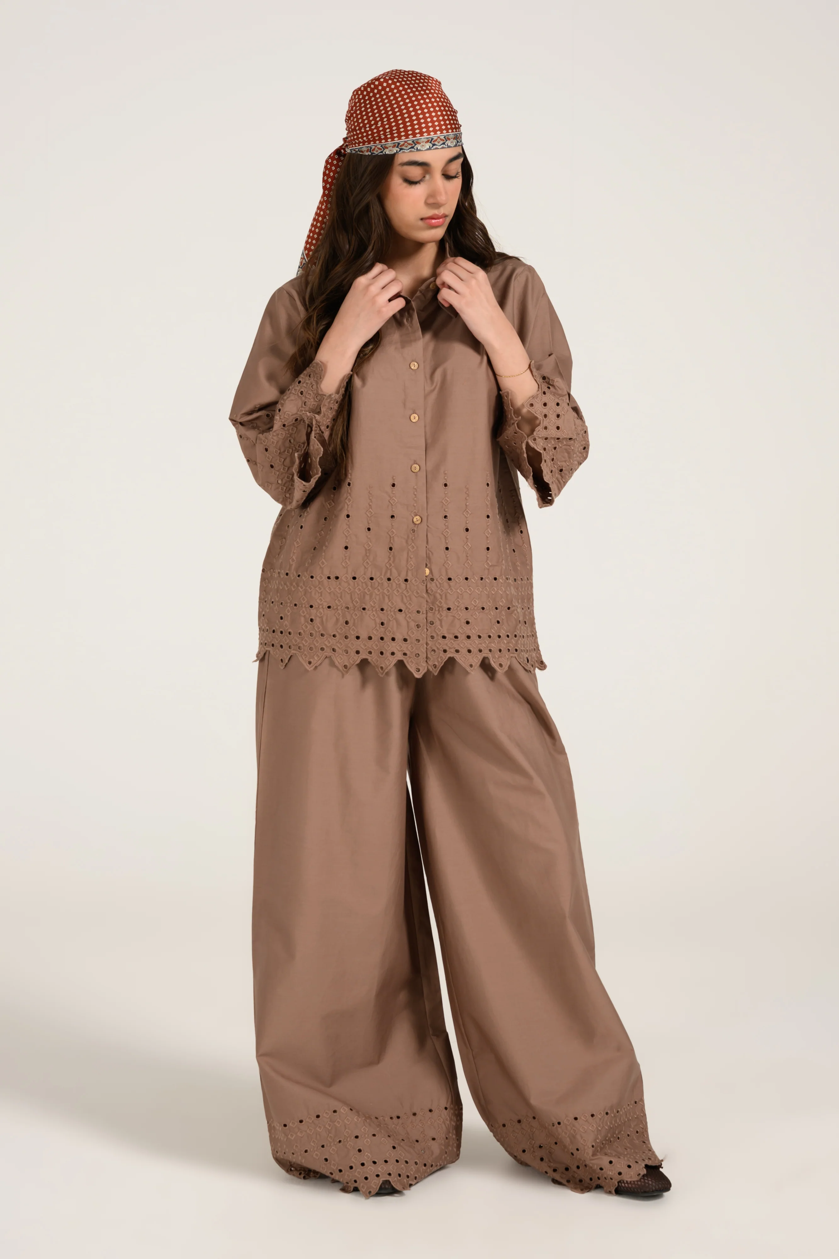 SCHIFFLI BUTTON DOWN TOP - Image 5