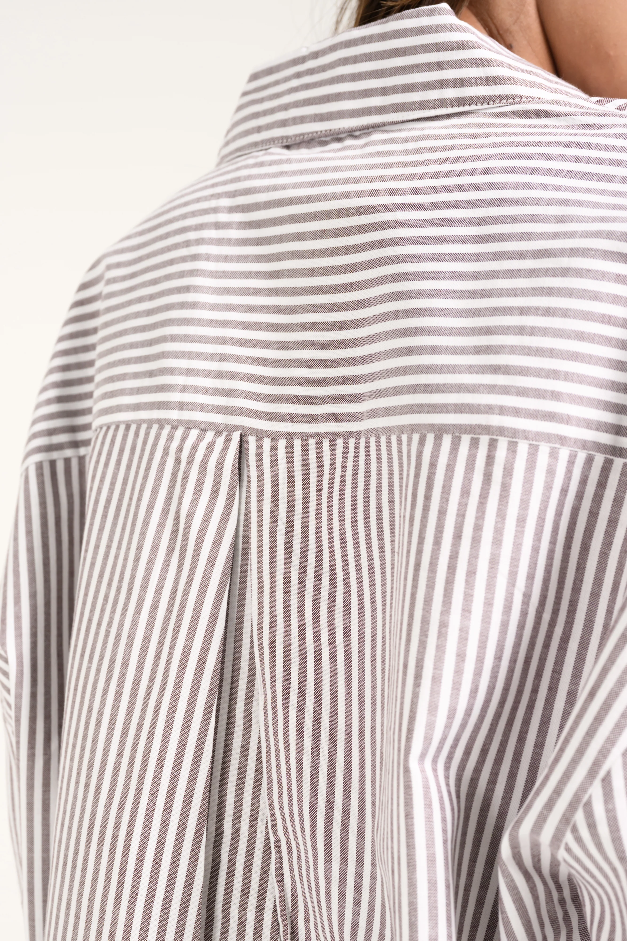 STRIPED BUTTON DOWN SHIRT - Image 5