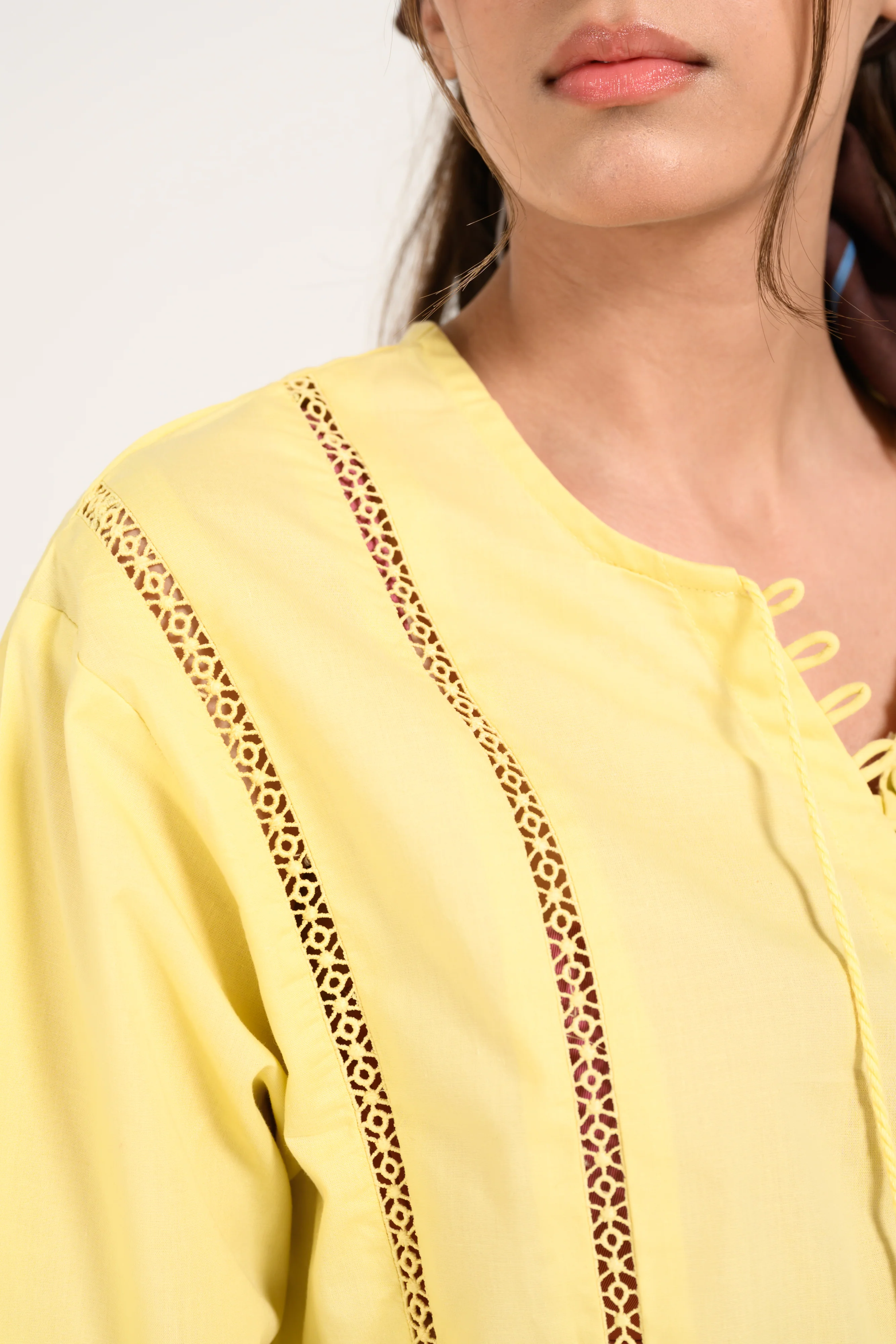 TOP WITH LACE DETAIL - Image 3