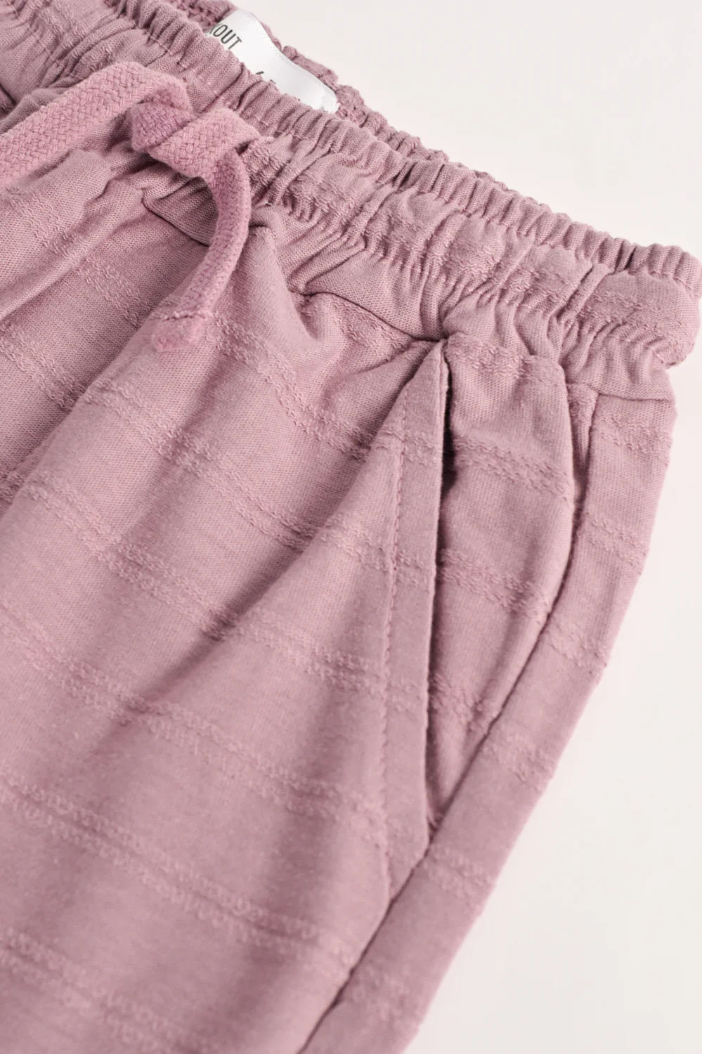 BOYS SELF TEXTURED SHORTS - Image 3