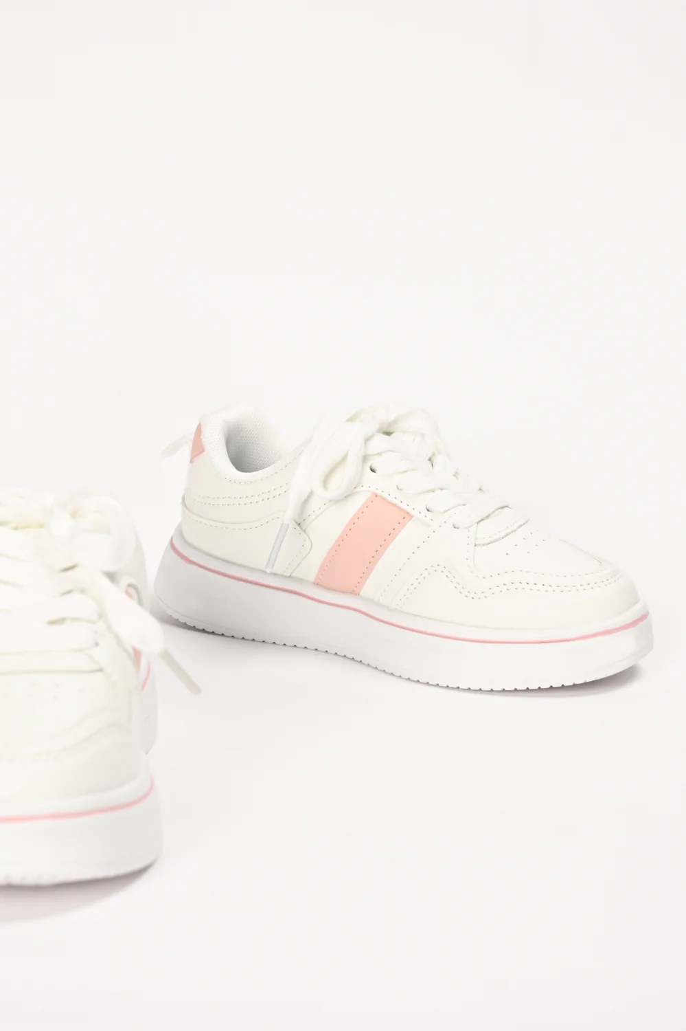 GIRLS CONTRAST SNEAKERS