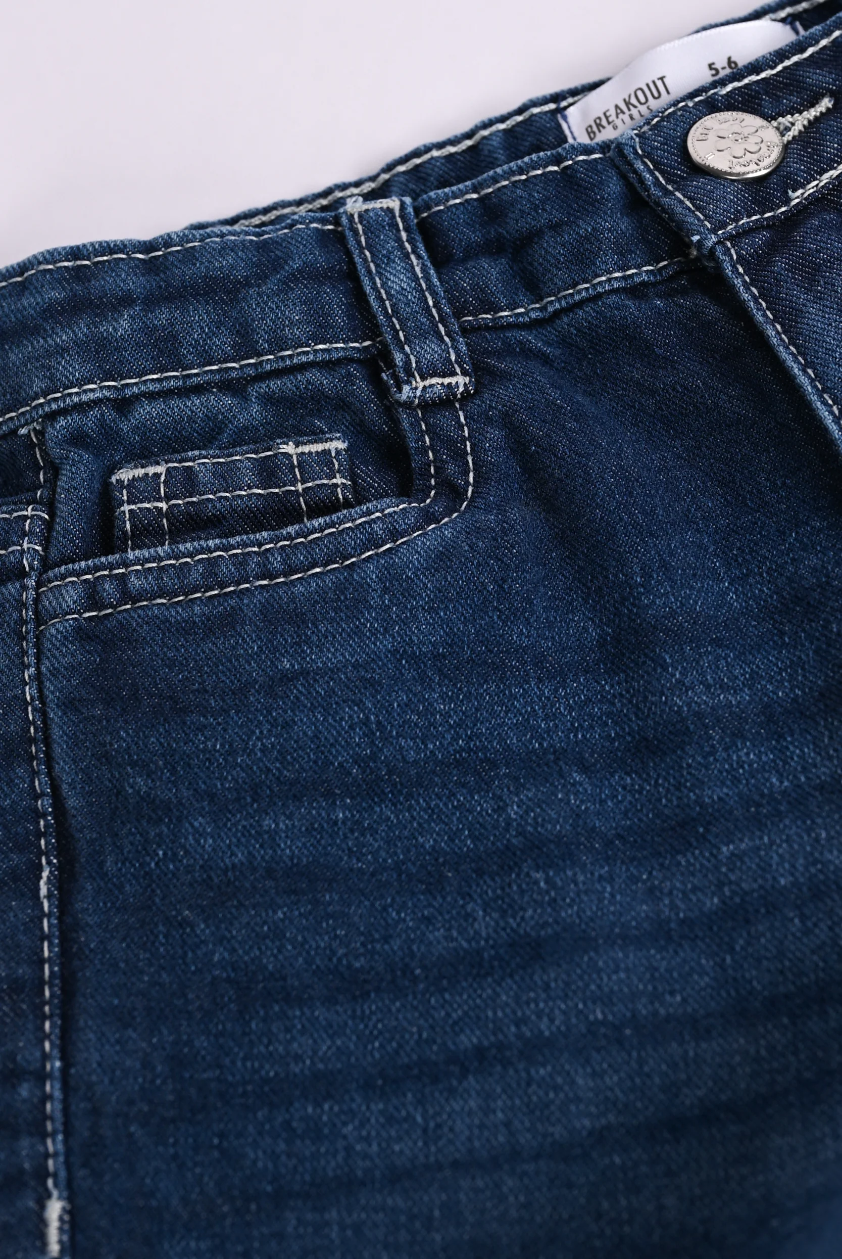 GIRLS LOOSE FIT EMBROIDERED DENIM - Image 3
