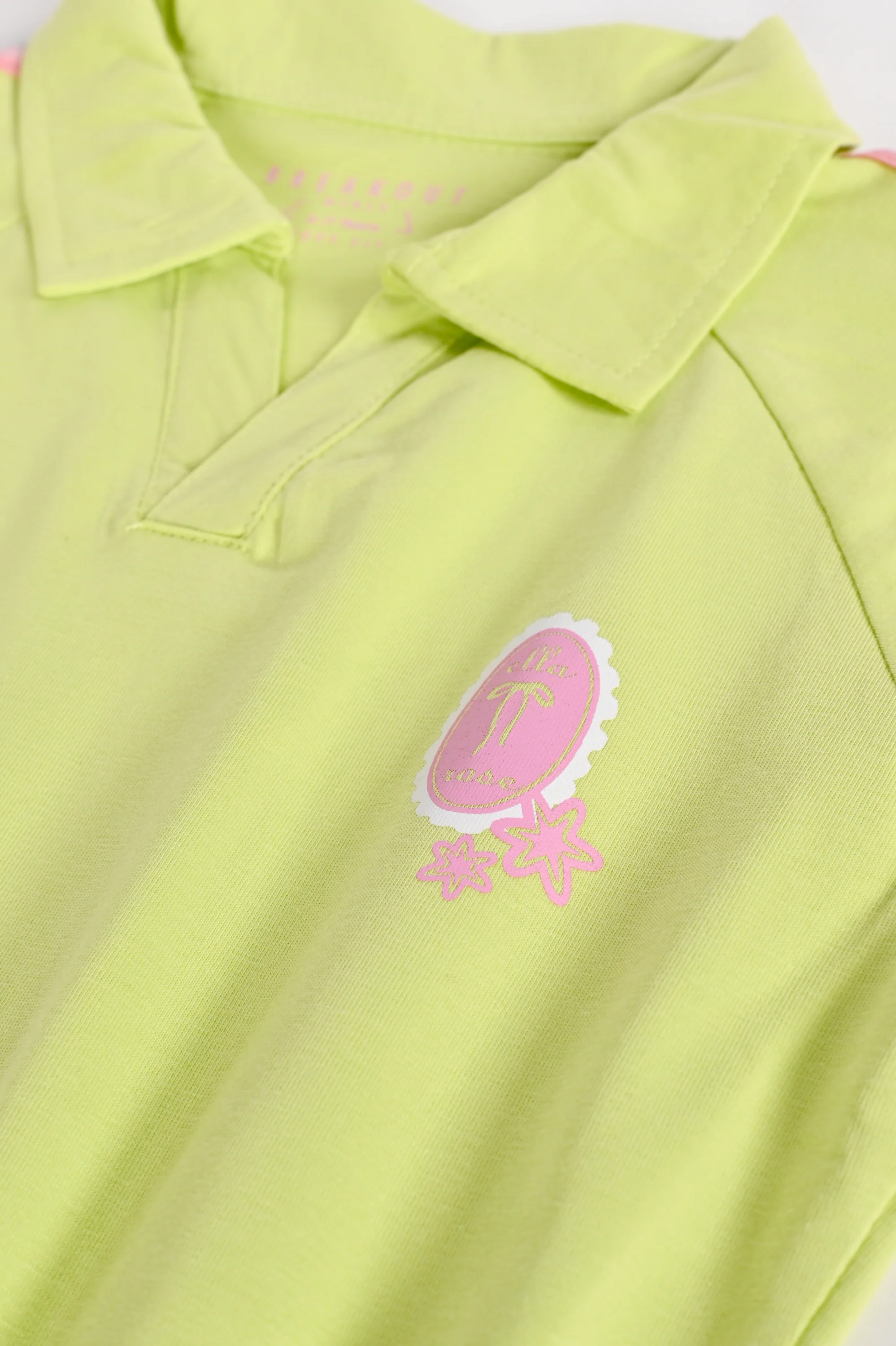 GIRLS BOXY POLO WITH CONTRAST SLEEVE DETAIL - Image 3
